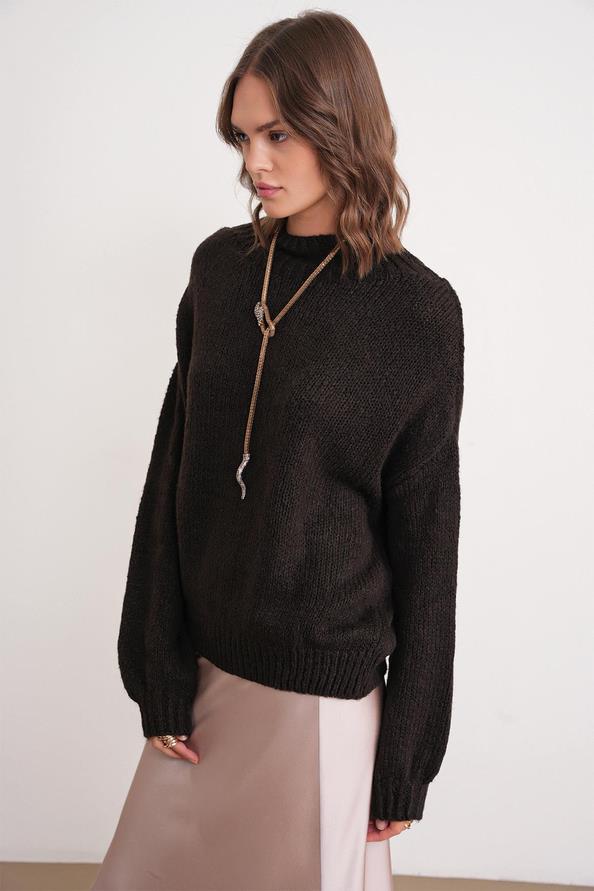 6700 Kadın Dik Yaka Balon Triko Kazak Kahve