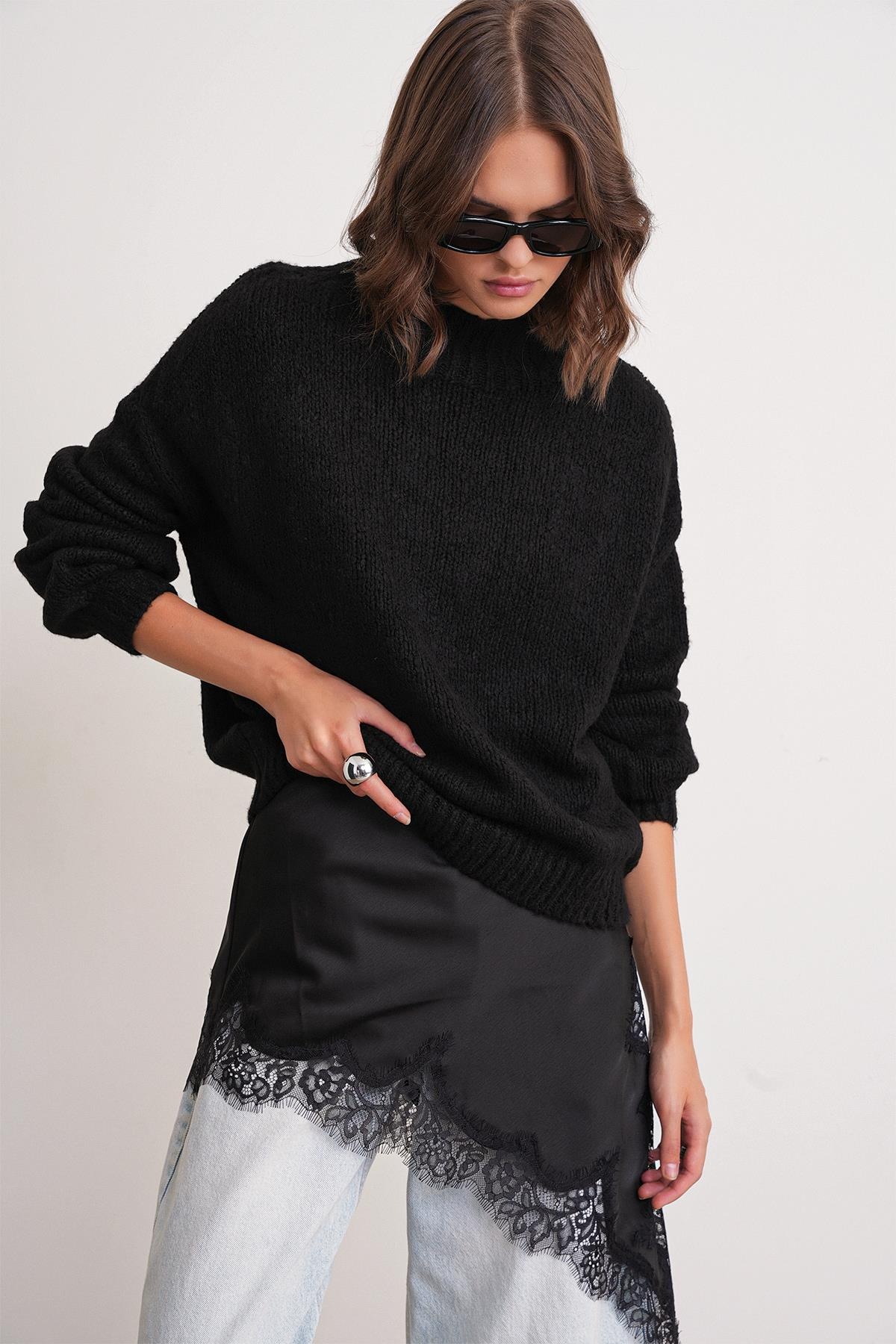 6700 Kadın Dik Yaka Balon Triko Kazak Siyah