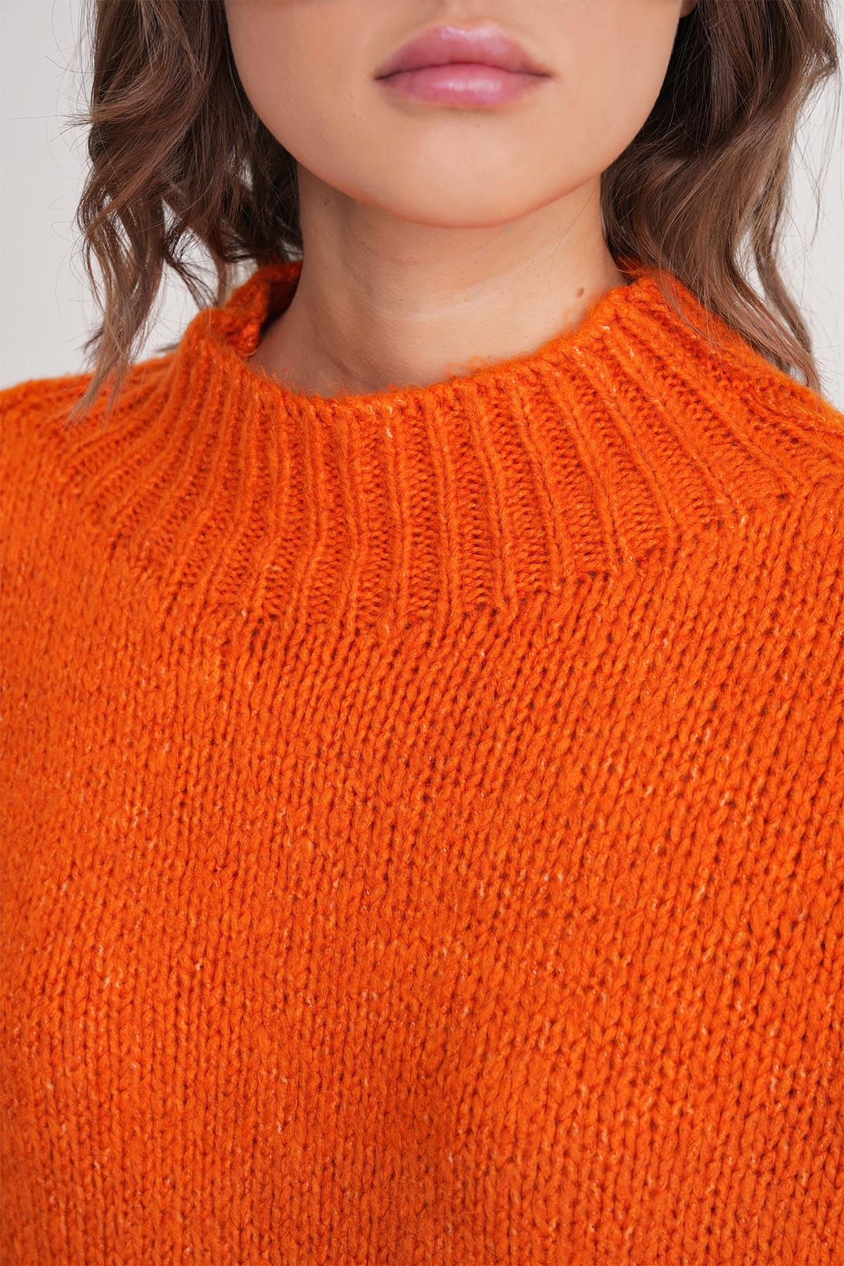 6700 Kadın Dik Yaka Balon Triko Kazak Oranj