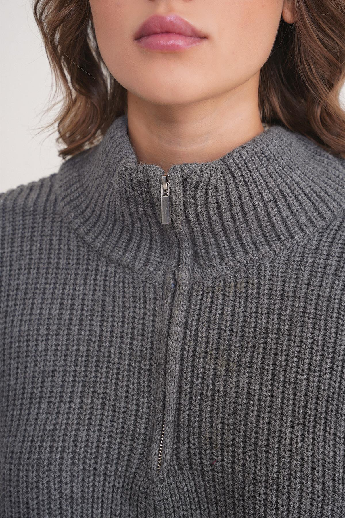 6752 Kadın Crop Fermuarlı Kazak Antrasit