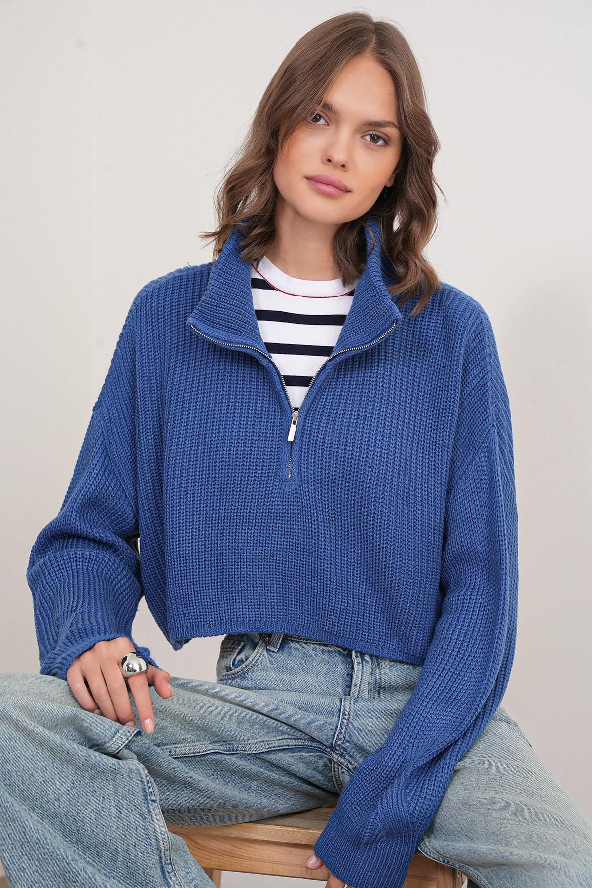 6752 Kadın Crop Fermuarlı Kazak İndigo