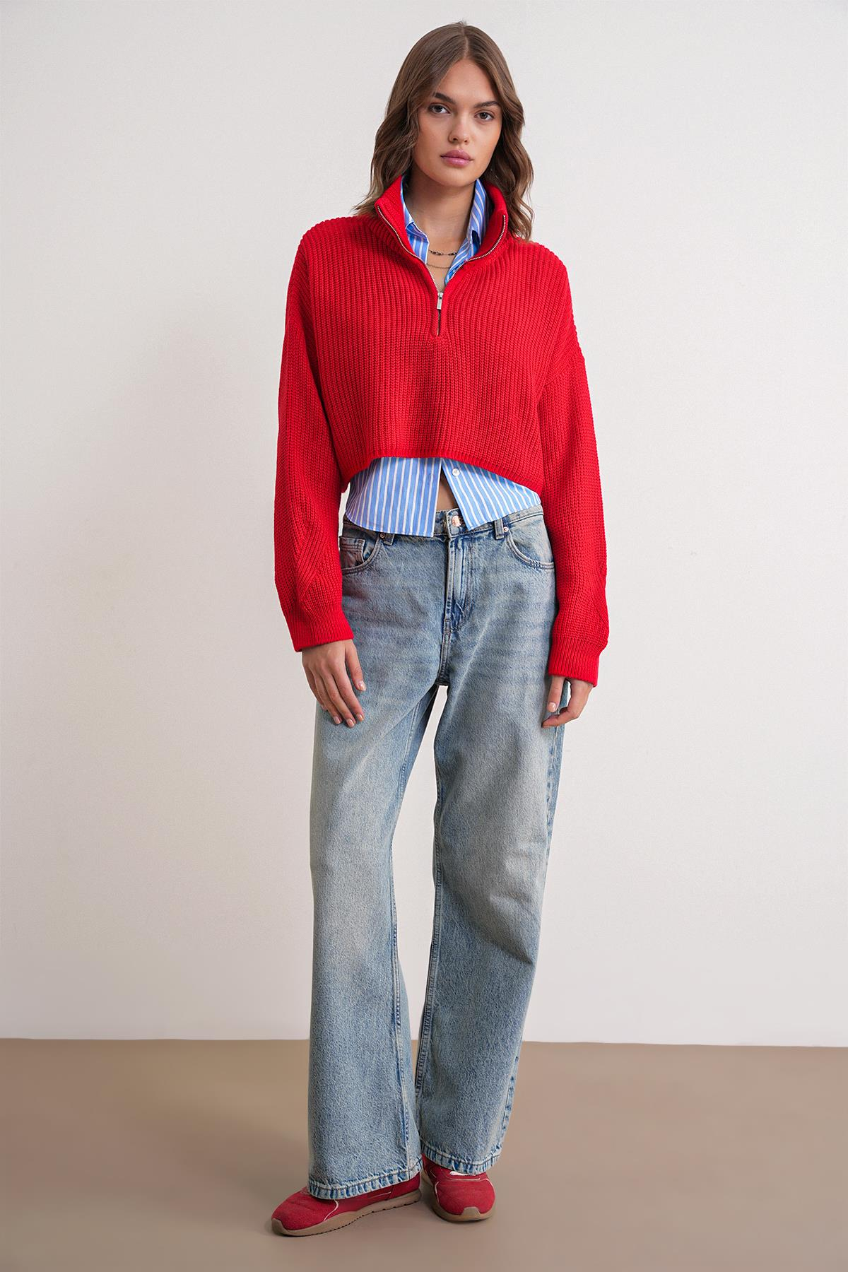 6752 Kadın Crop Fermuarlı Kazak Kırmızı