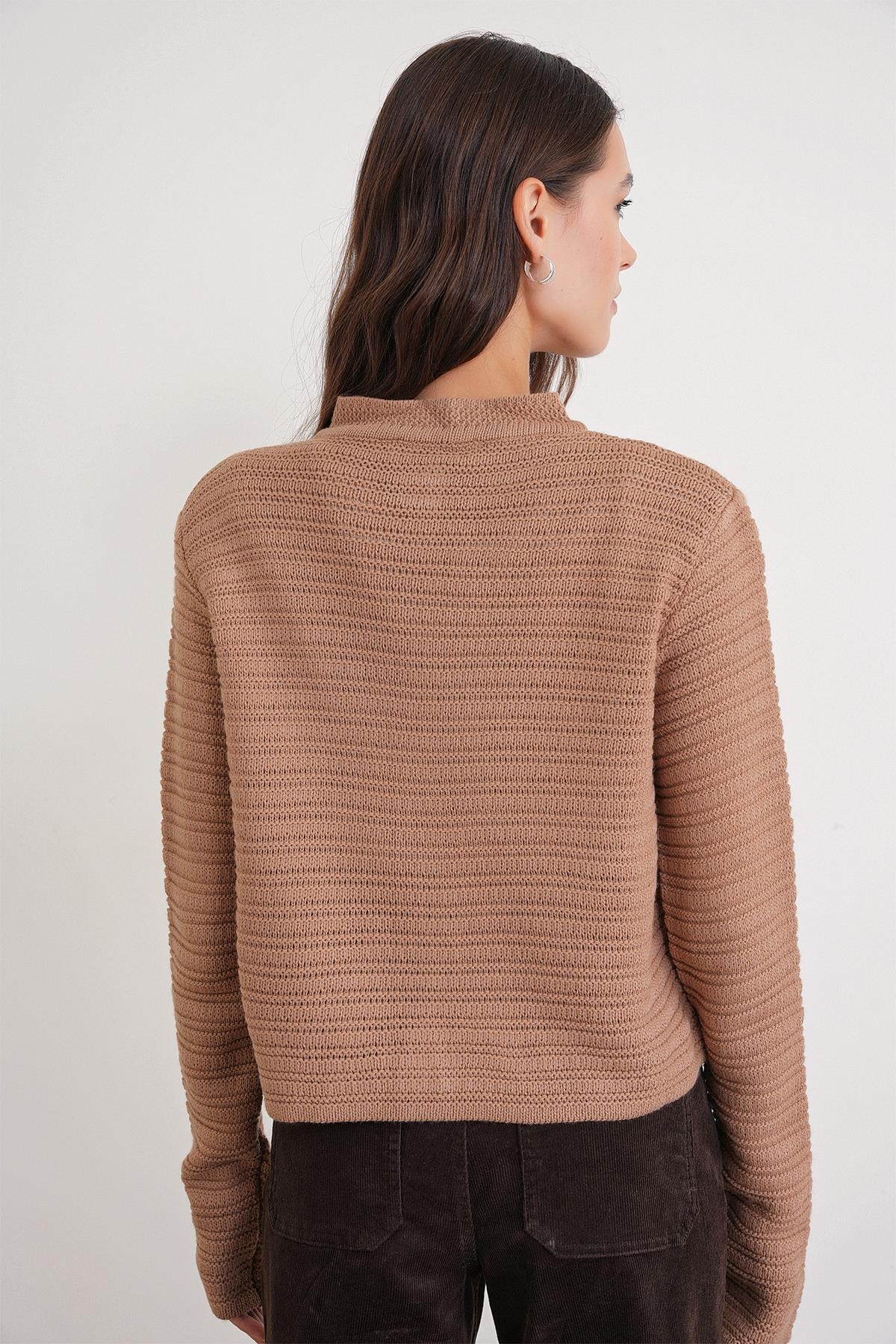 6778 Kadın Links Desenli Crop Triko Hırka Camel