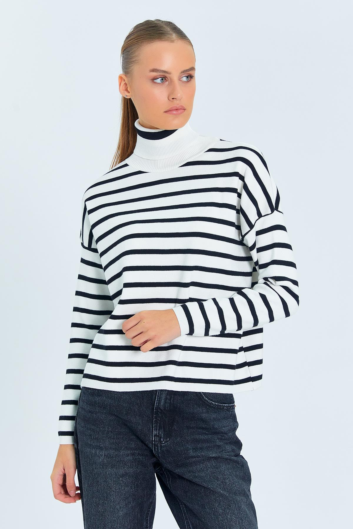 6802-kadin-cizgili-balikci-yaka-triko--5a-d9b.jpg