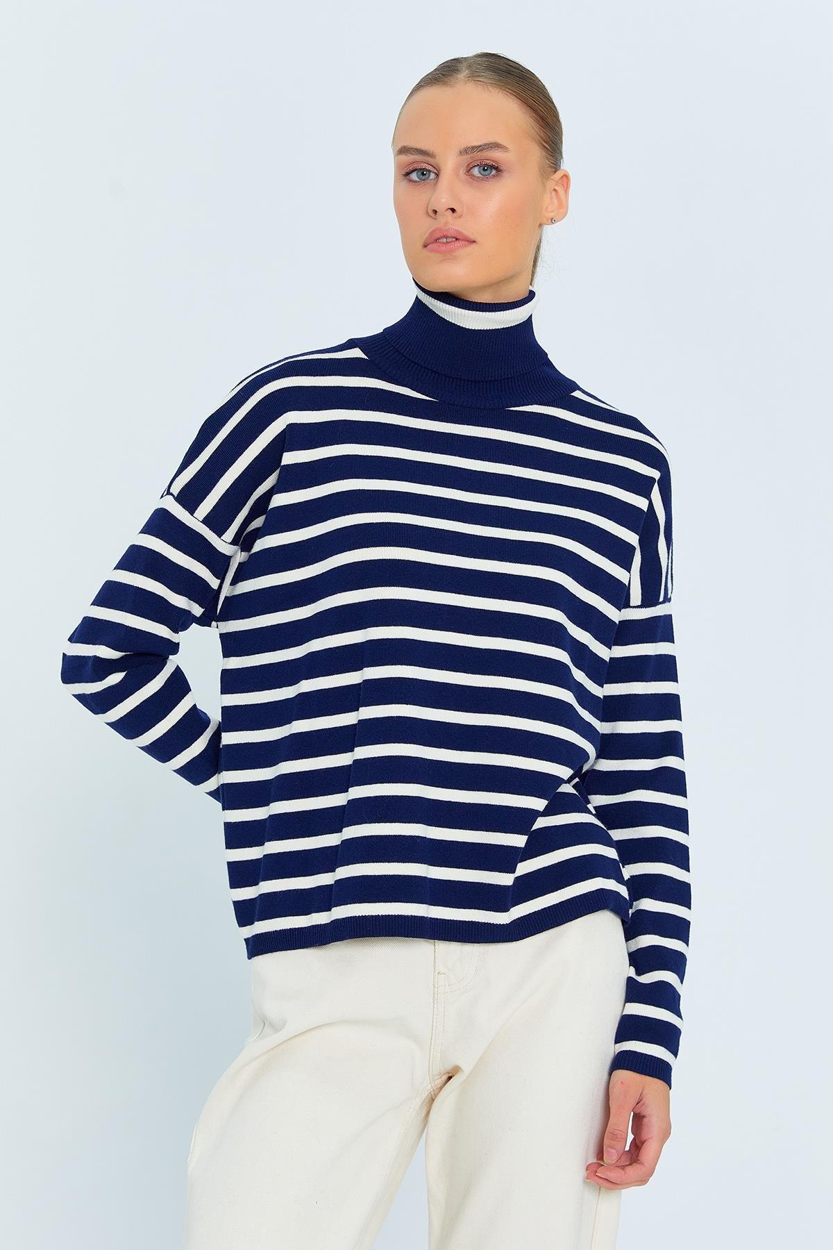 6802-kadin-cizgili-balikci-yaka-triko--84a08b.jpg