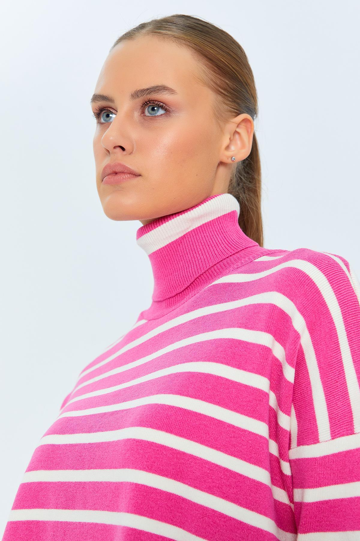 6802-kadin-cizgili-balikci-yaka-triko--bf76-4.jpg
