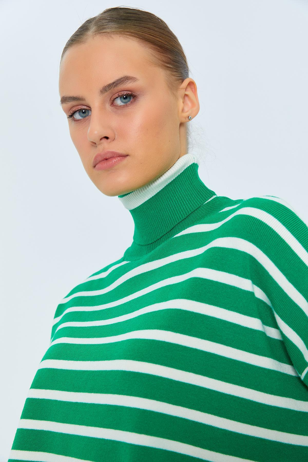 6802-kadin-cizgili-balikci-yaka-triko--d9d59-.jpg