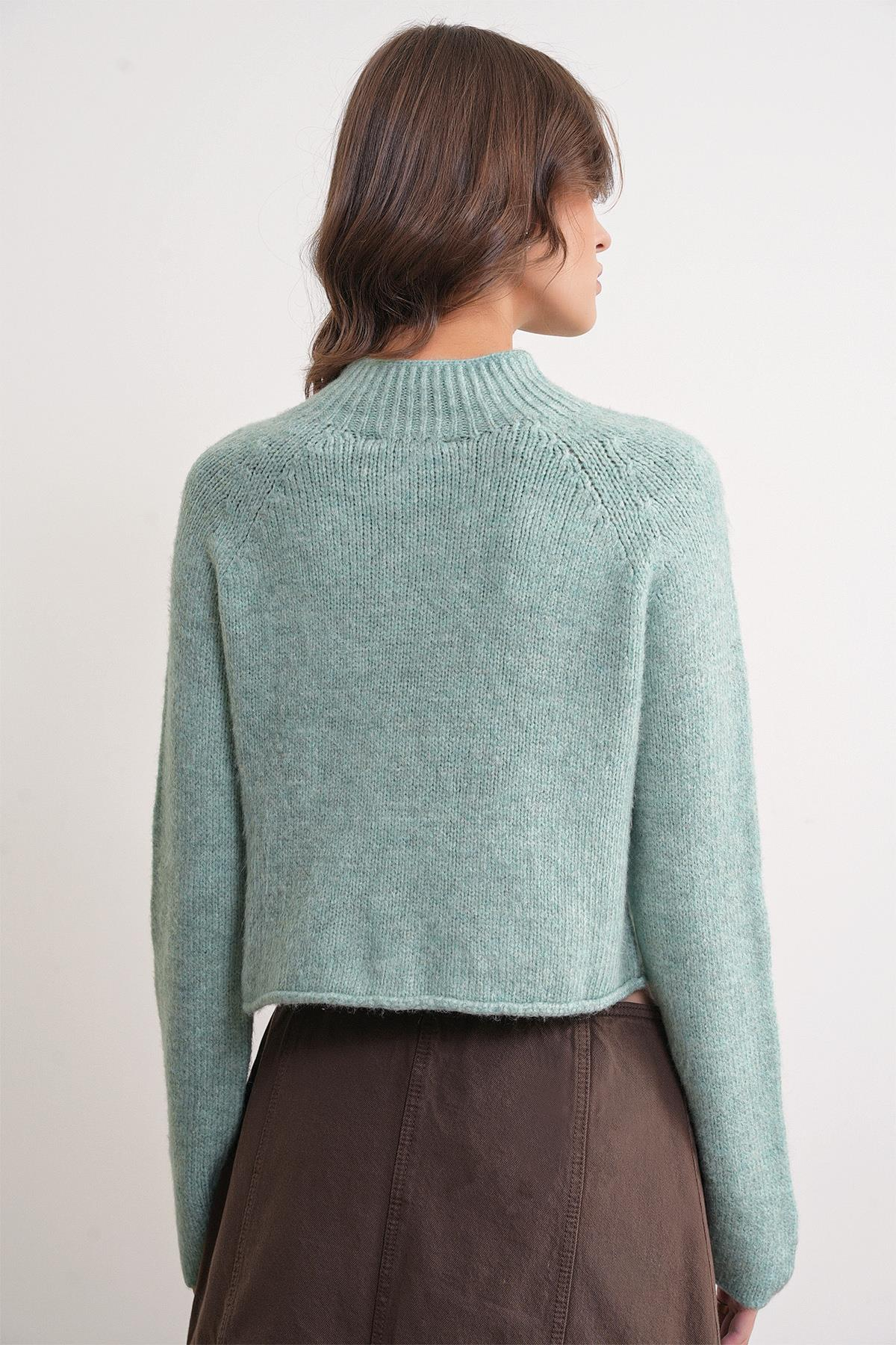 6854 Kadın Dik Yaka Bütün Crop Triko Kazak Mint