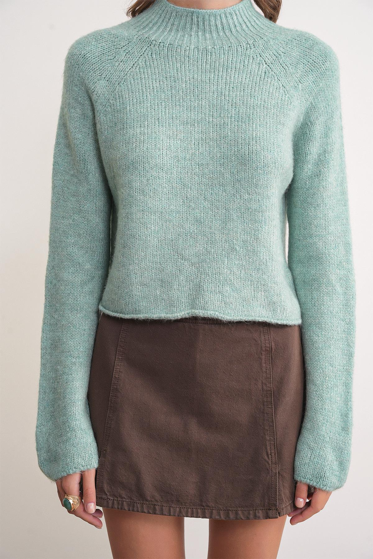 6854 Kadın Dik Yaka Bütün Crop Triko Kazak Mint