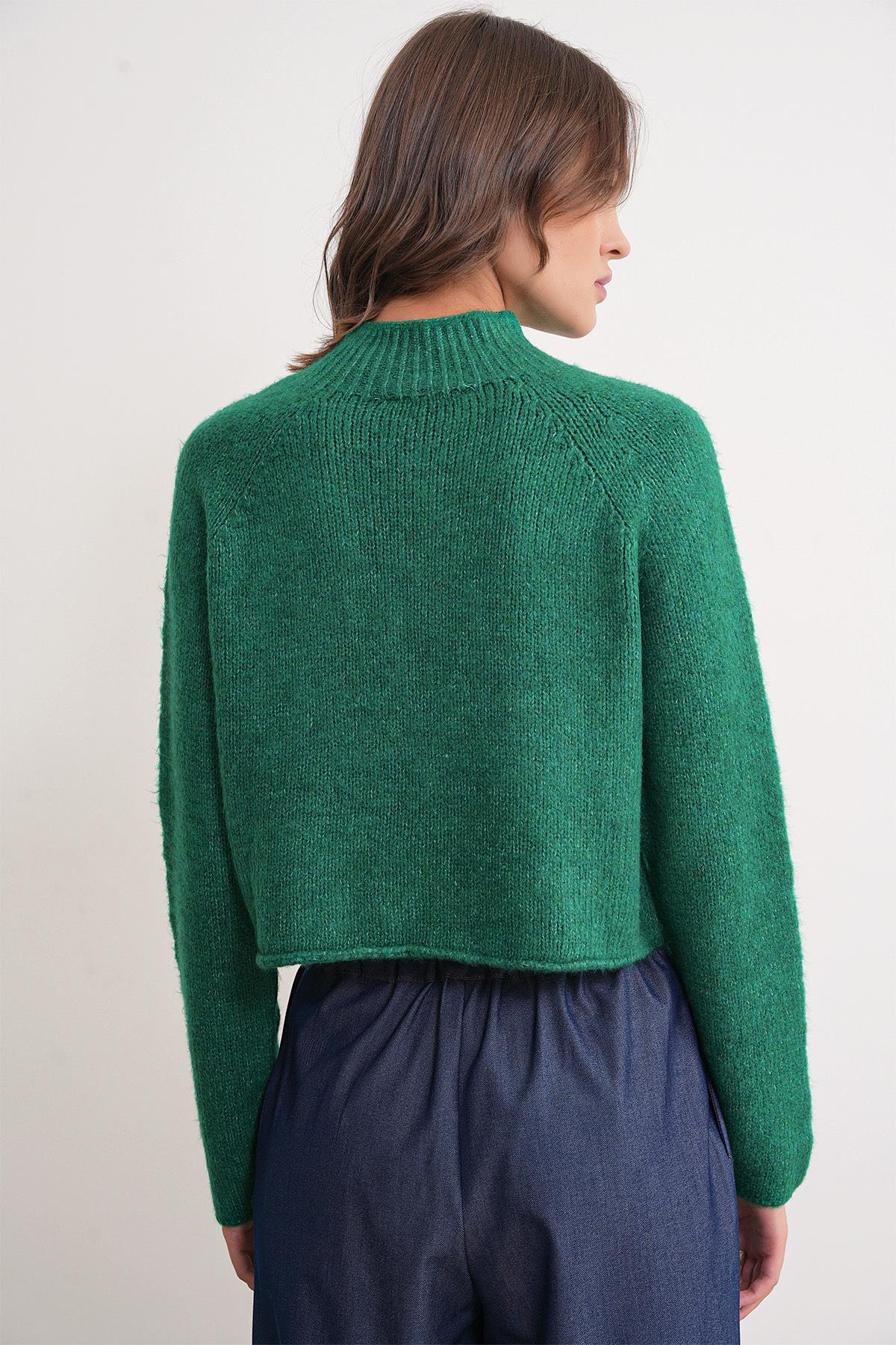 6855 Kadın Dik Yaka Saç Örgülü Triko Kazak Yeşil