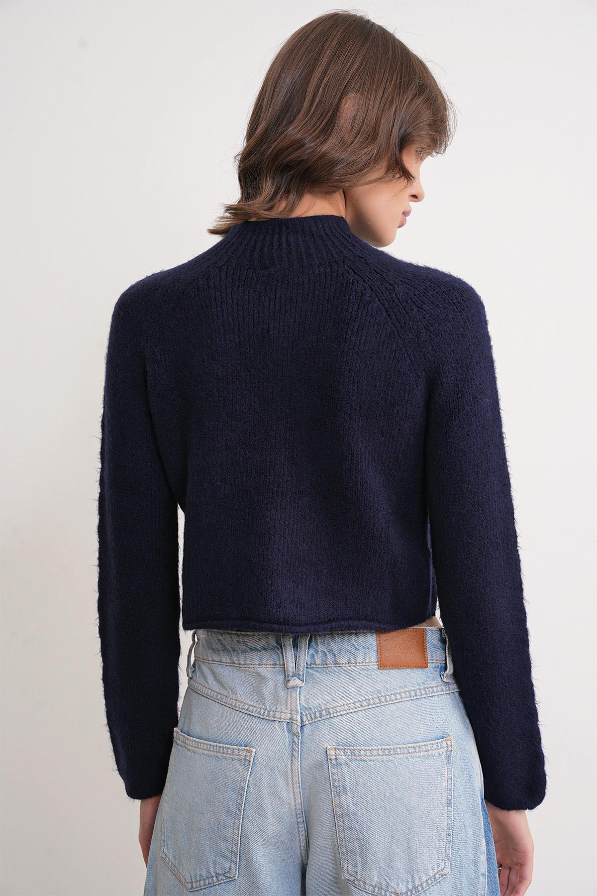 6855 Kadın Dik Yaka Saç Örgülü Triko Kazak Lacivert