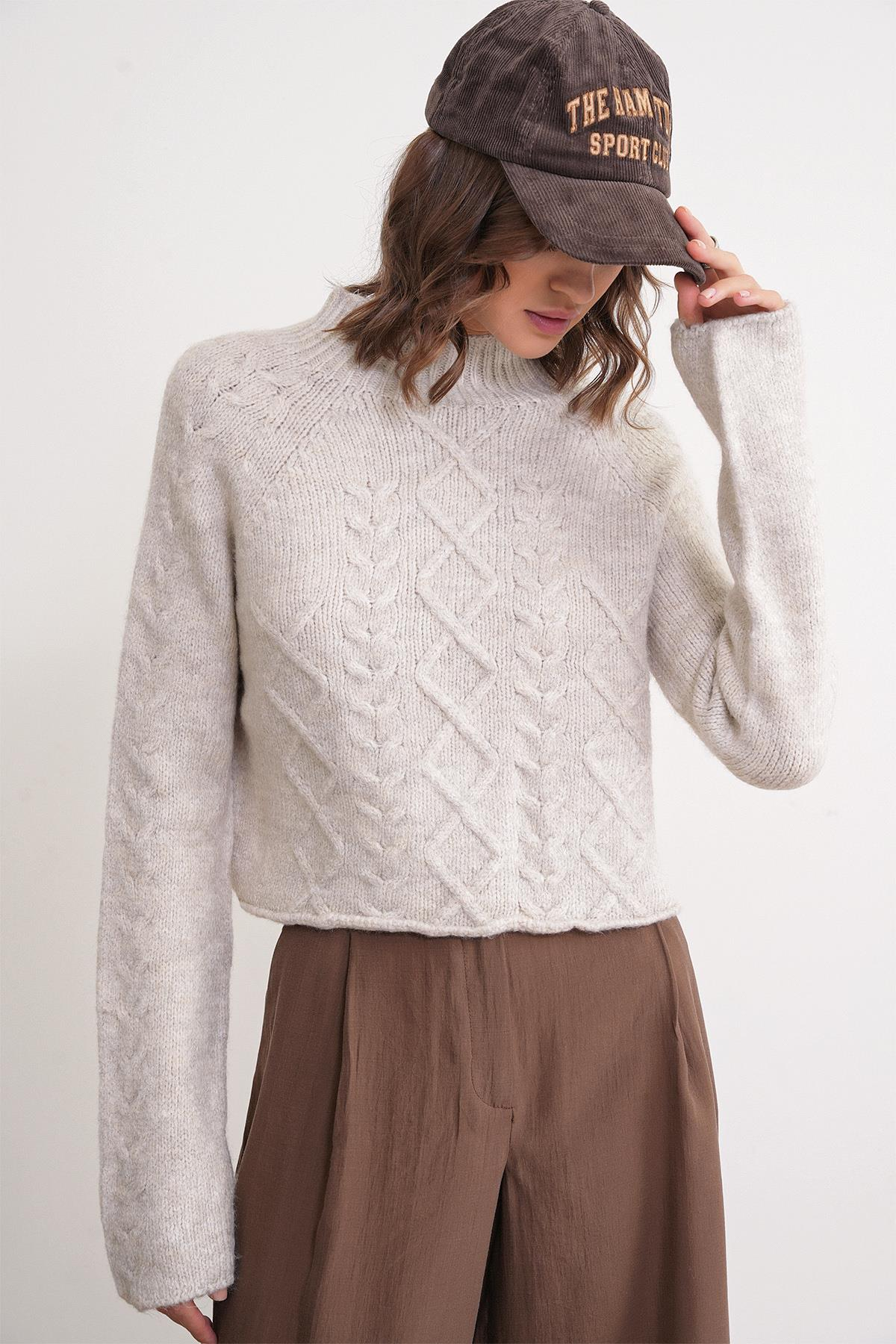 6855 Kadın Dik Yaka Saç Örgülü Triko Kazak Taş