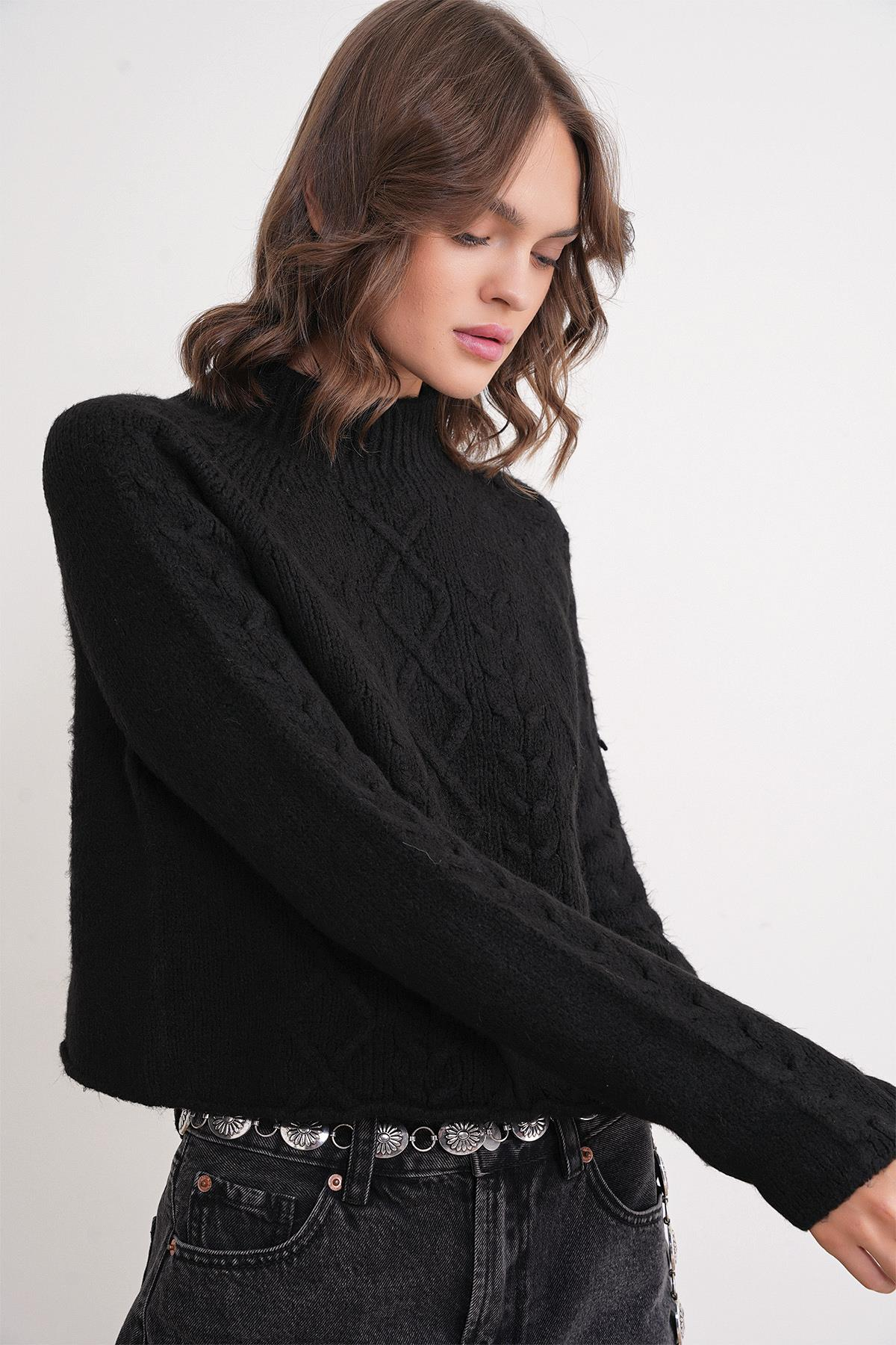 6855 Kadın Dik Yaka Saç Örgülü Triko Kazak Siyah