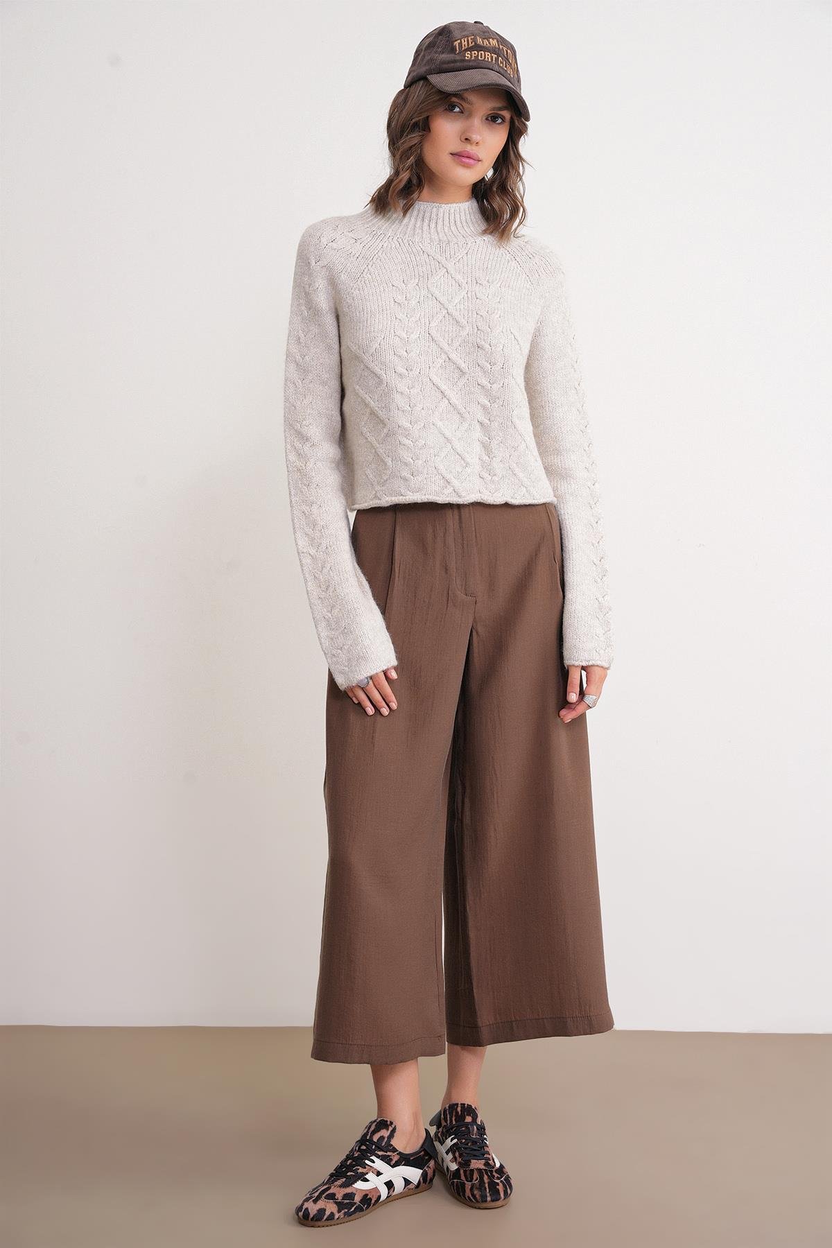 6855 Kadın Dik Yaka Saç Örgülü Triko Kazak Taş