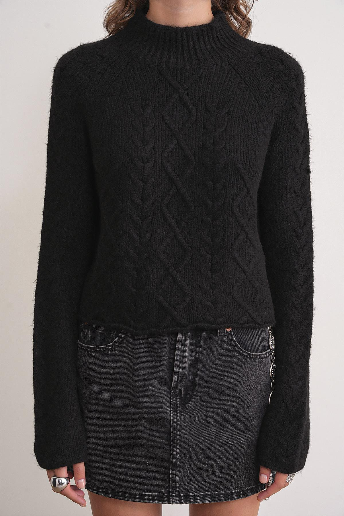 6855 Kadın Dik Yaka Saç Örgülü Triko Kazak Siyah