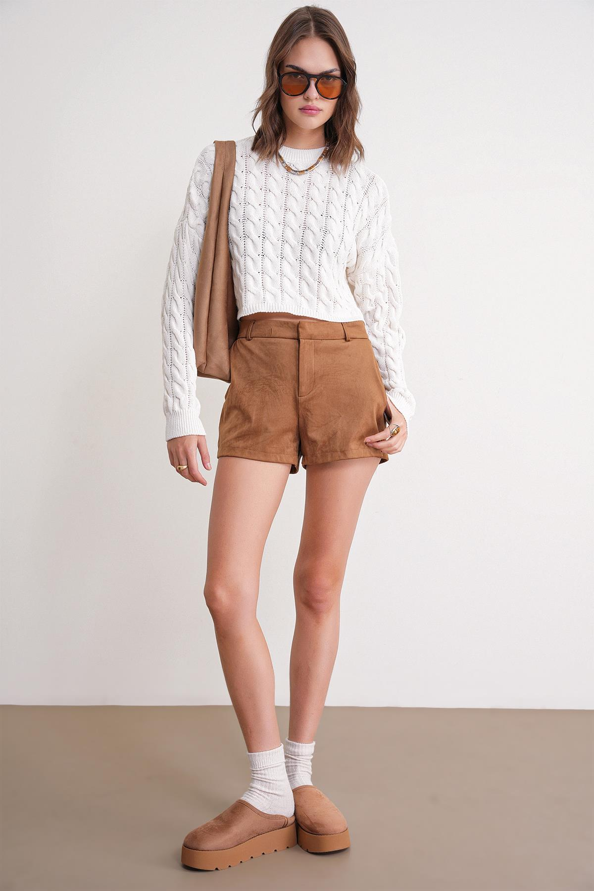 6863 Kadın Saç Örgülü Crop Triko Kazak Kemik