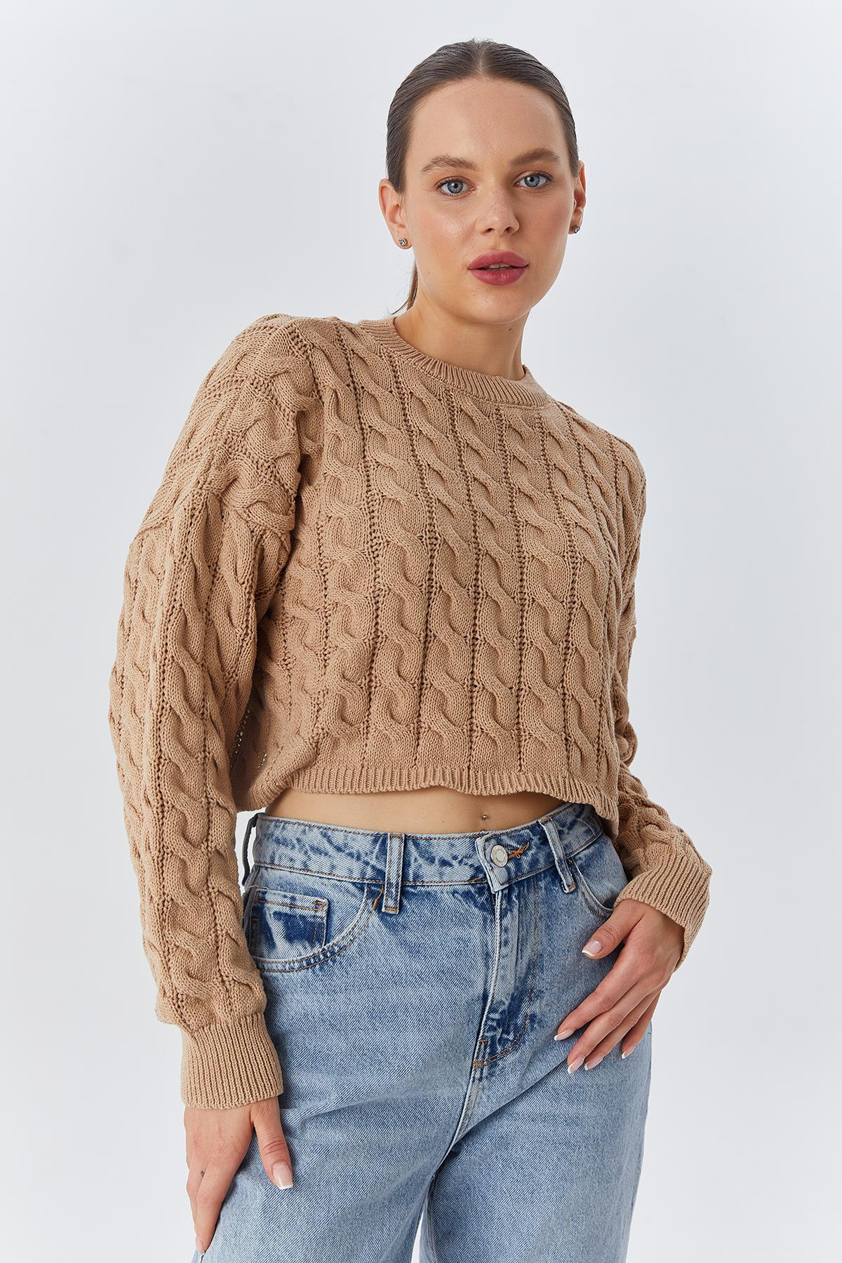 6863-kadin-sac-orgulu-crop-triko-kazak-7a56b4.jpg