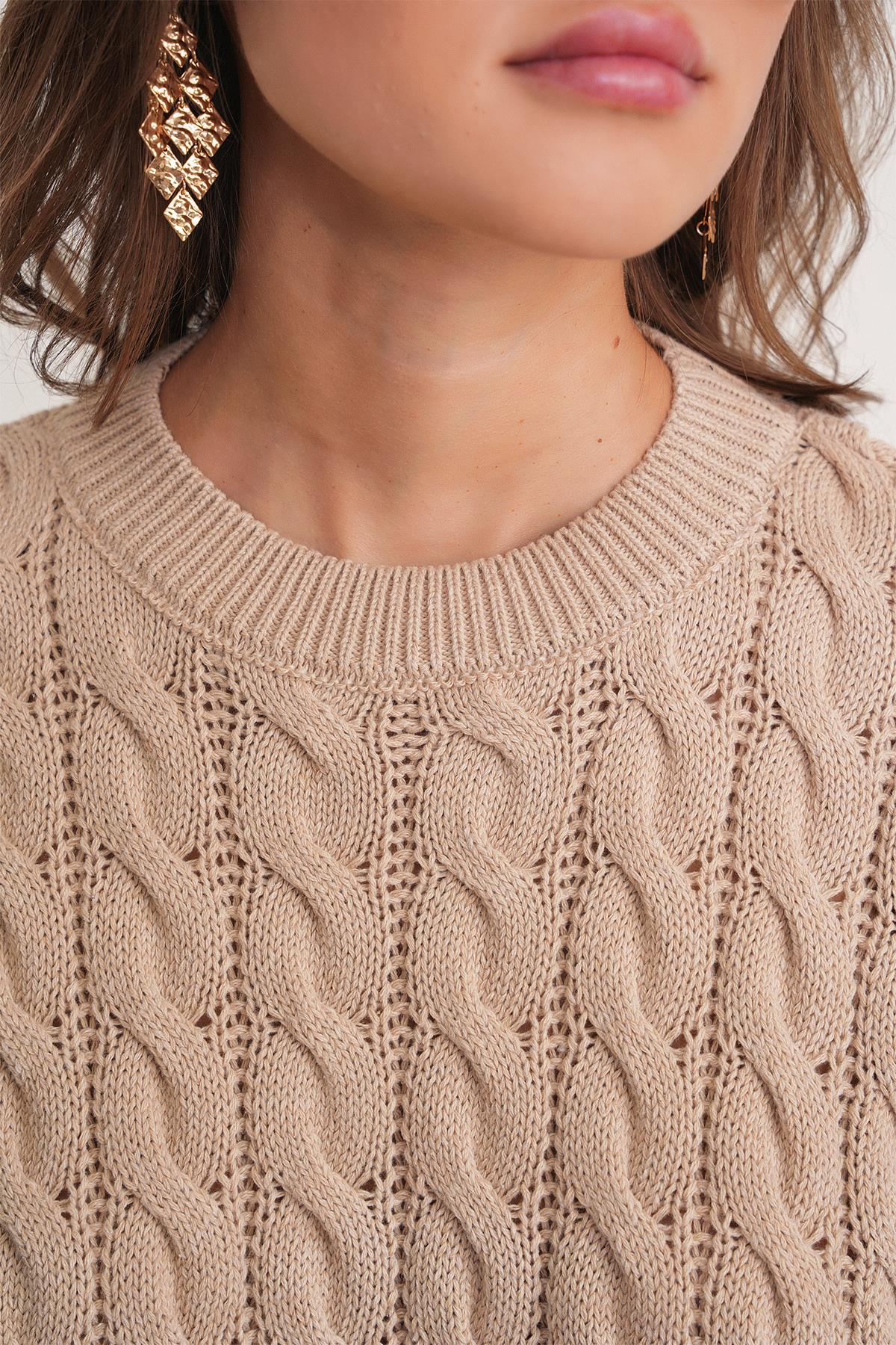 6863 Kadın Saç Örgülü Crop Triko Kazak Vizon