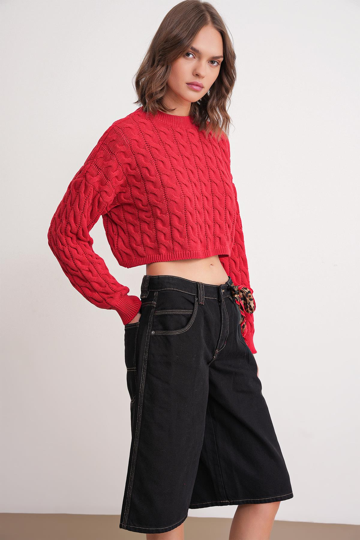 6863 Kadın Saç Örgülü Crop Triko Kazak Kırmızı