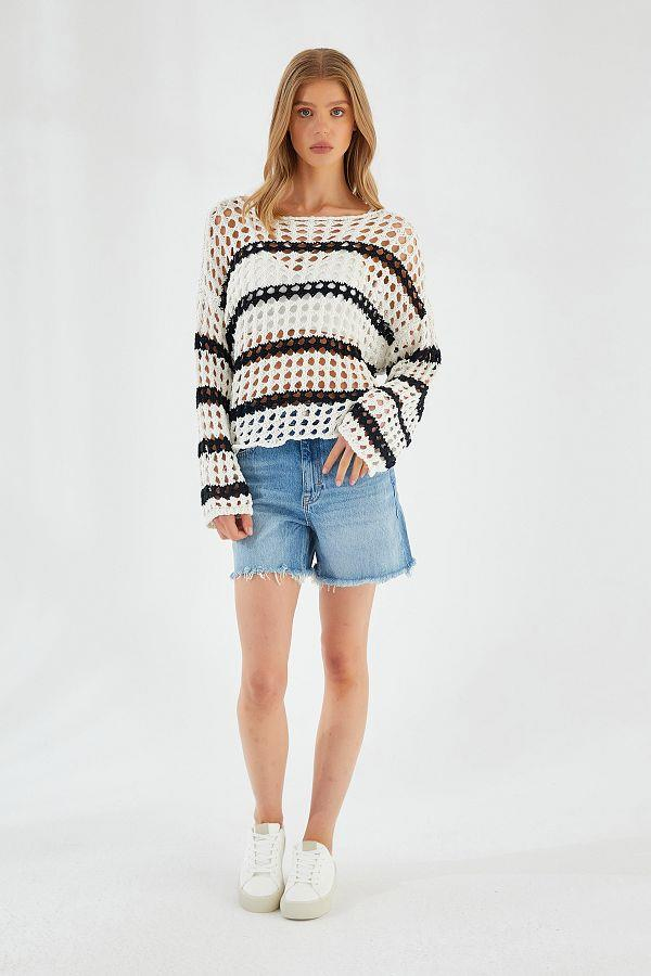 6877 Kadın Çizgili Ajurlu Kayık Yaka Triko Kazak Ekru