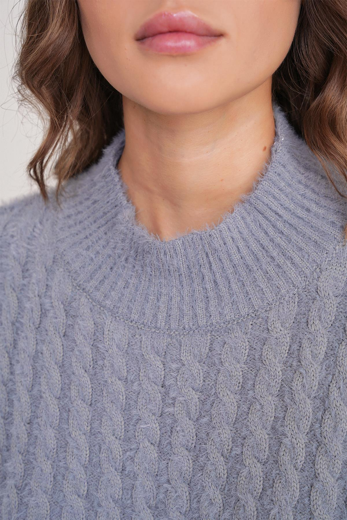 6893 Kadın Saç Örgülü Sakallı Crop Triko Kazak Gri