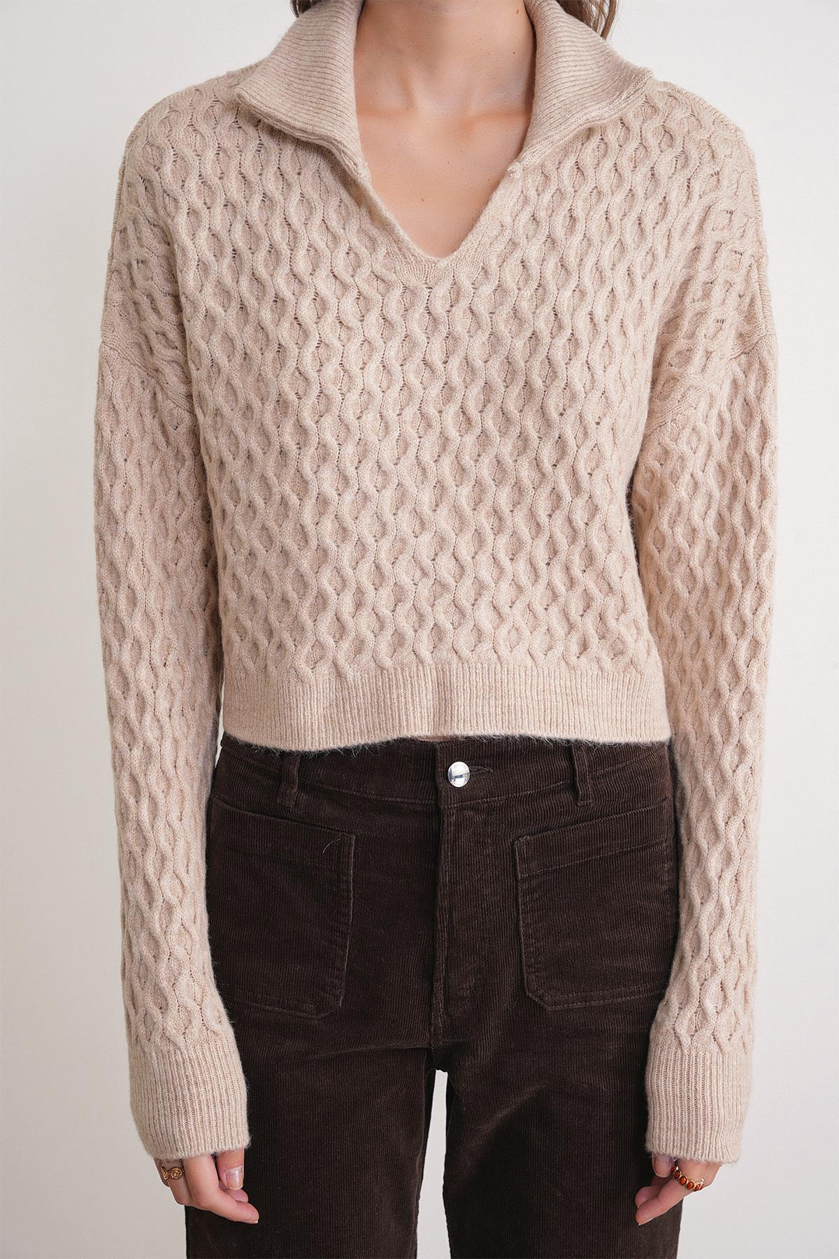 6896 Kadın Örgü Detaylı Crop Triko Kazak Bej