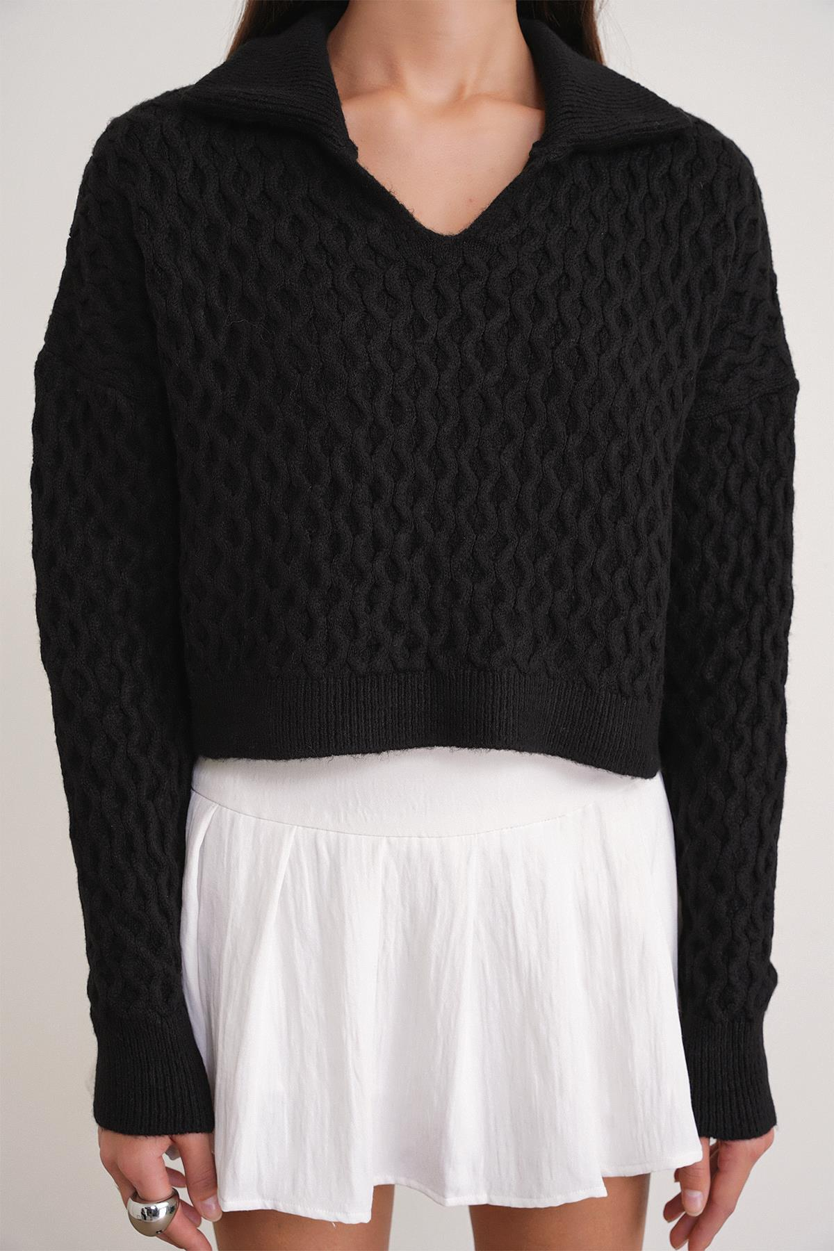 6896 Kadın Örgü Detaylı Crop Triko Kazak Siyah