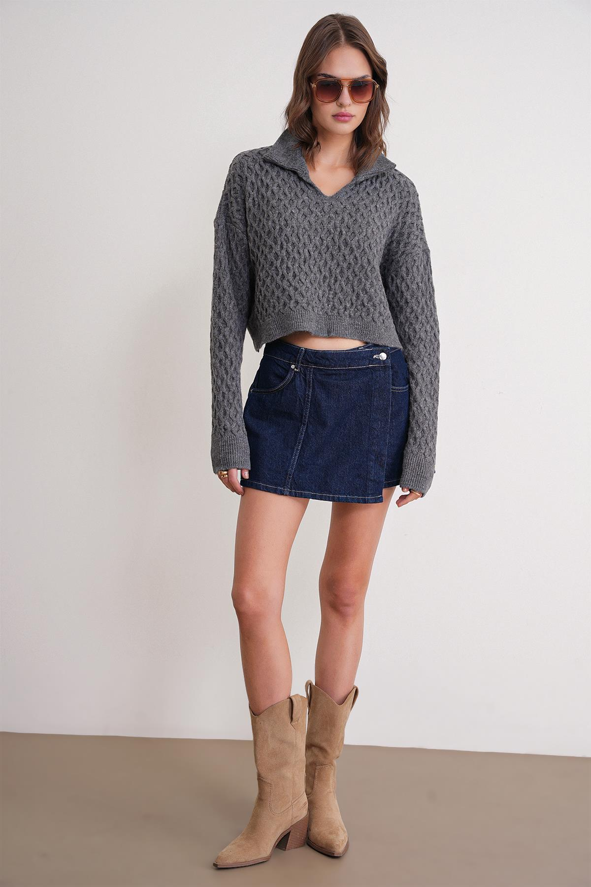 6896 Kadın Örgü Detaylı Crop Triko Kazak Antrasit