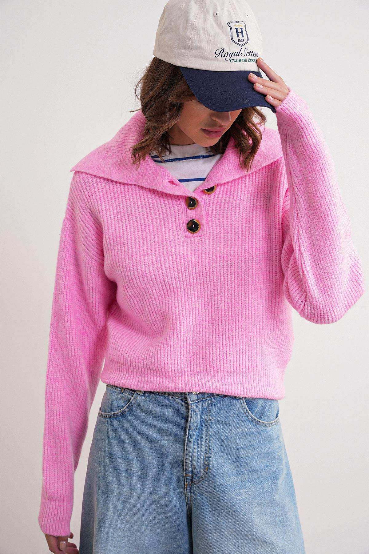 6900 Kadın Düğmeli Devrik Yaka Triko Kazak Pembe