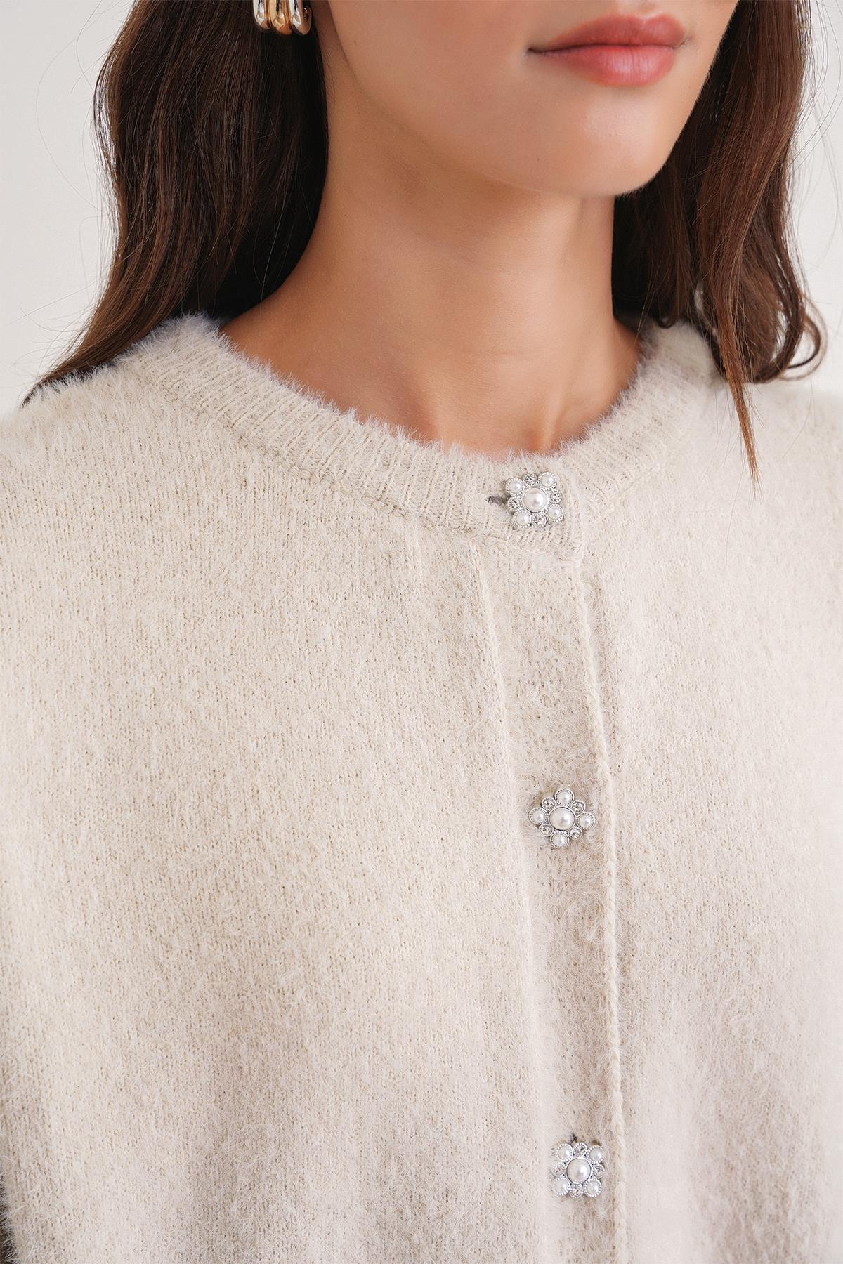 6902 Kadın Sakallı Basic Yumuşak Dokulu Triko Hırka Naturel