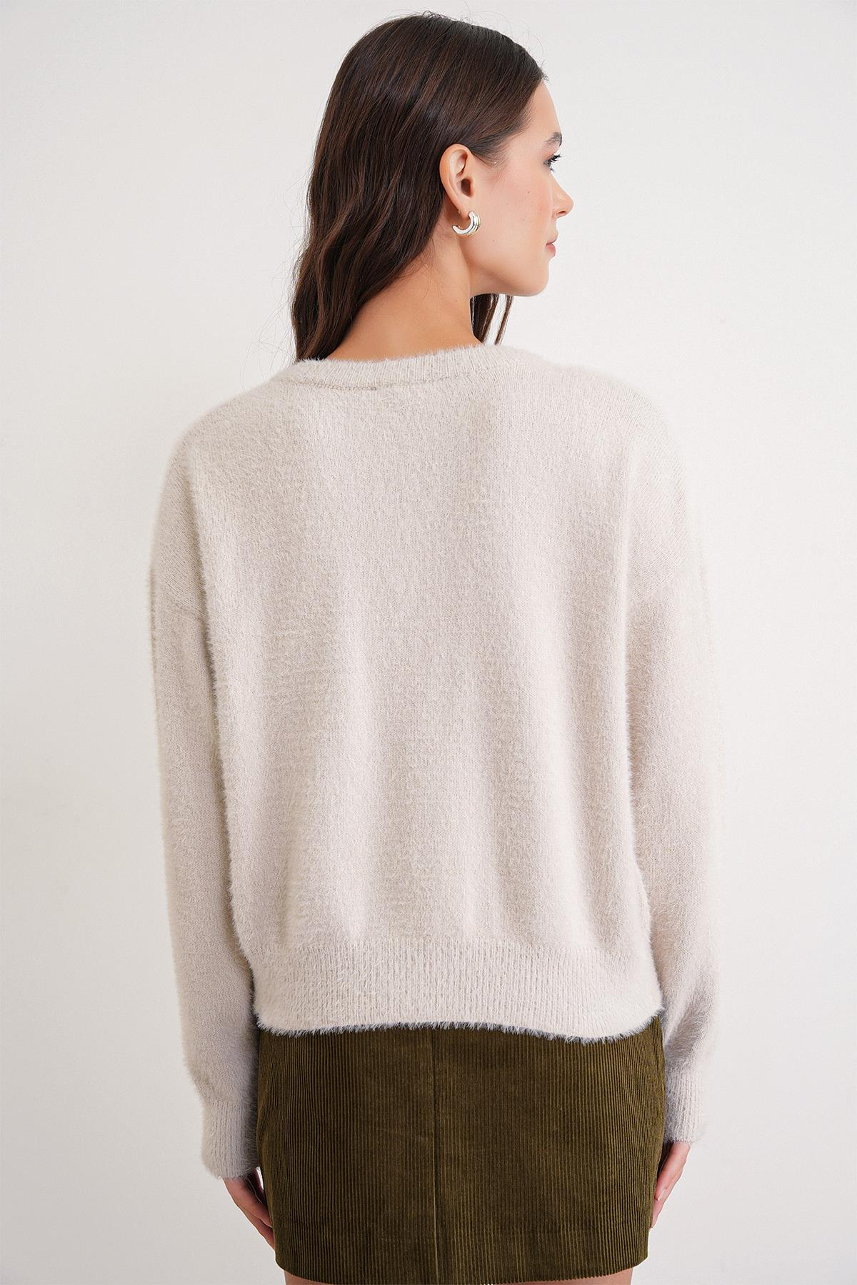 6902 Kadın Sakallı Basic Yumuşak Dokulu Triko Hırka Naturel