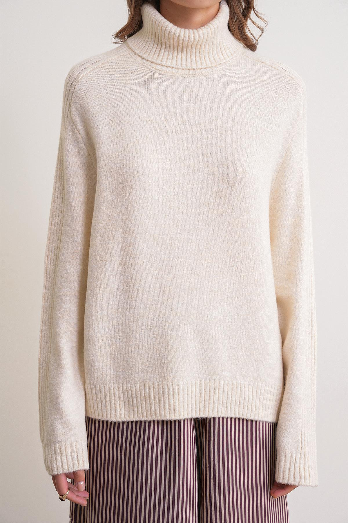 6907 Kadın Fitil Detaylı Triko Kazak Naturel