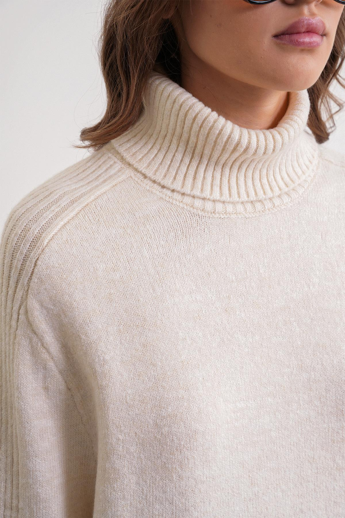 6907 Kadın Fitil Detaylı Triko Kazak Naturel