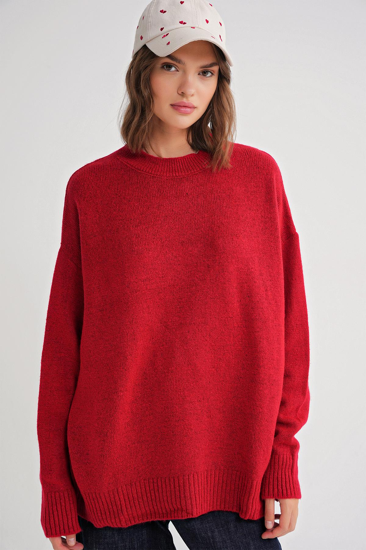 6913 Kadın Salaş Yumuşak Dokulu Triko Kazak Kırmızı