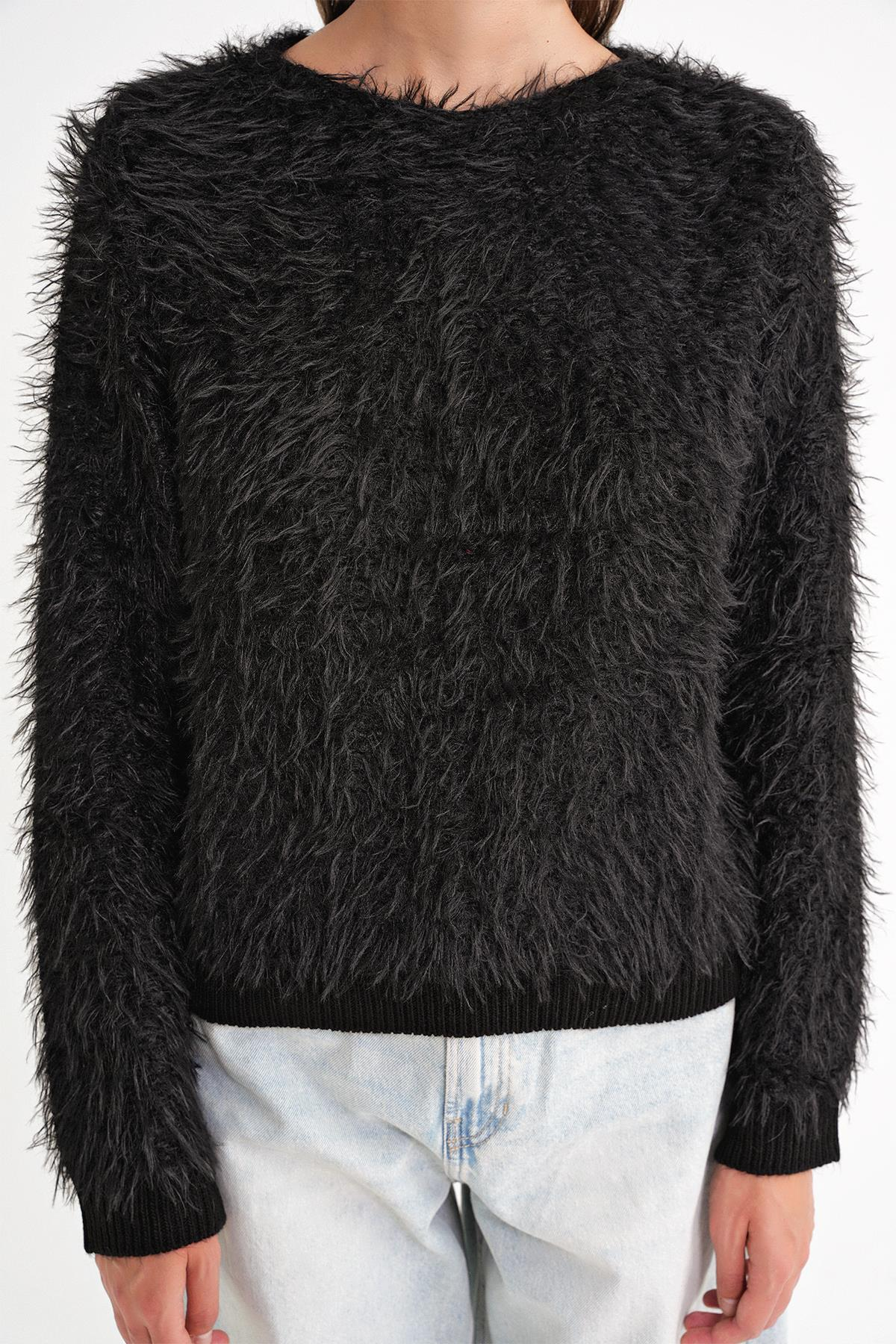 6918 Kadın Uzun Sakallı Triko Kazak Siyah