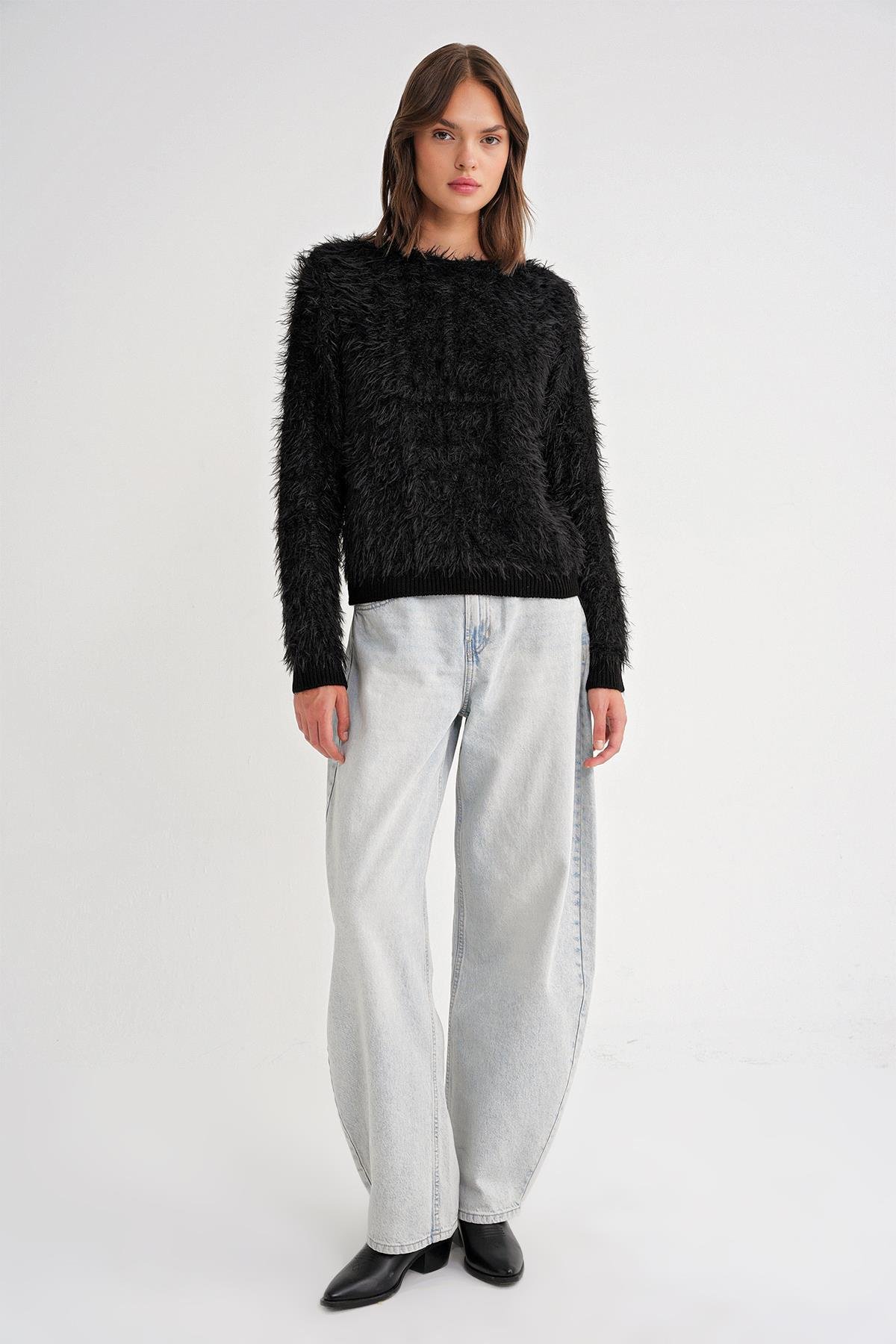 6918 Kadın Uzun Sakallı Triko Kazak Siyah