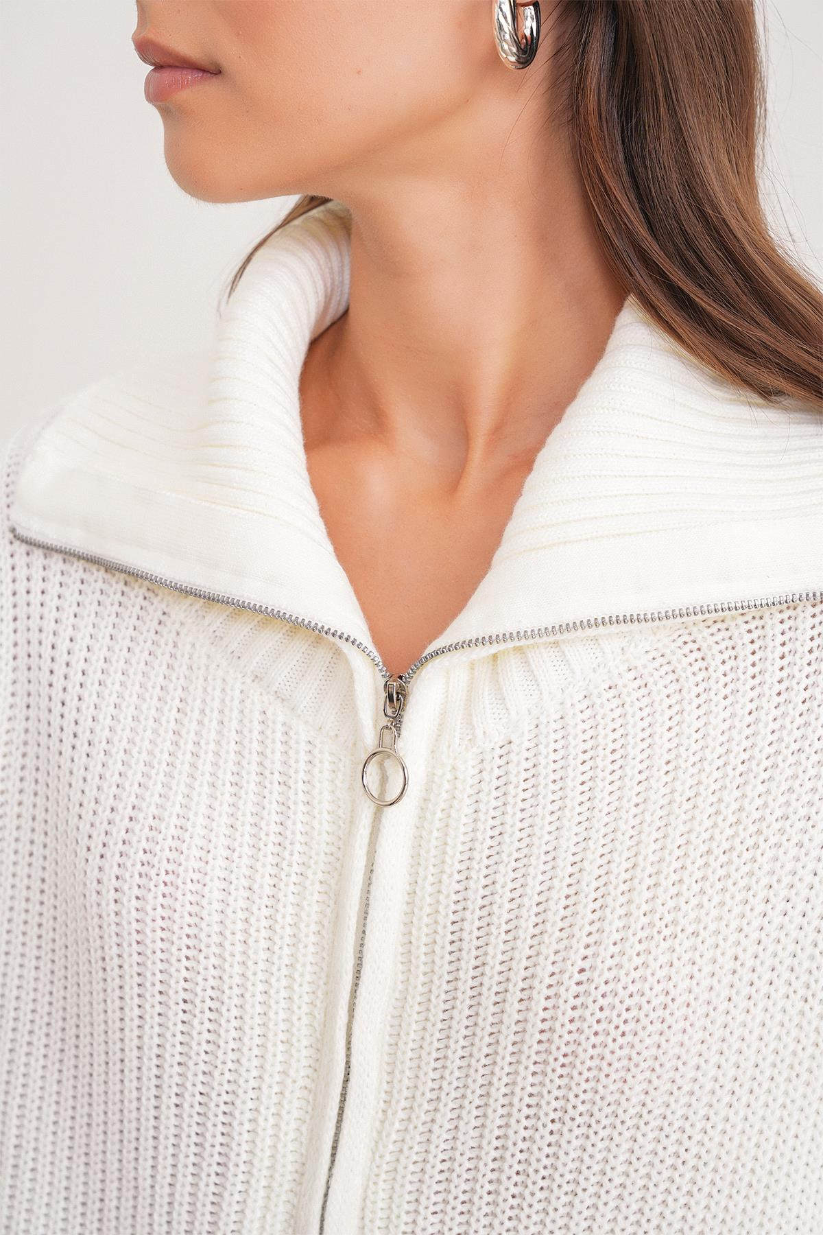 6919 Kadın Fermuarlı Balıkçı Yaka Triko Hırka Kemik