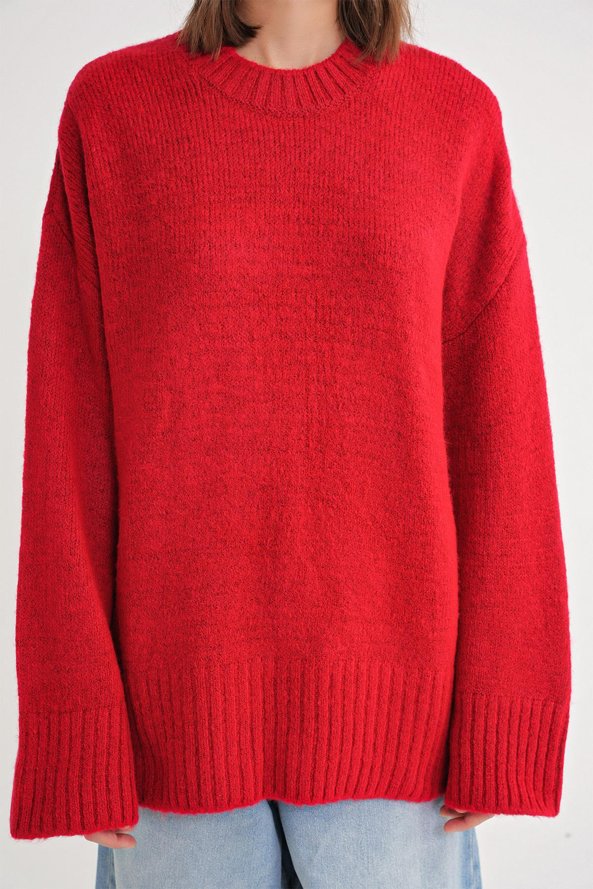 6925 Kadın Geniş Kollu Yumoş Dokulu Triko Kazak Kırmızı