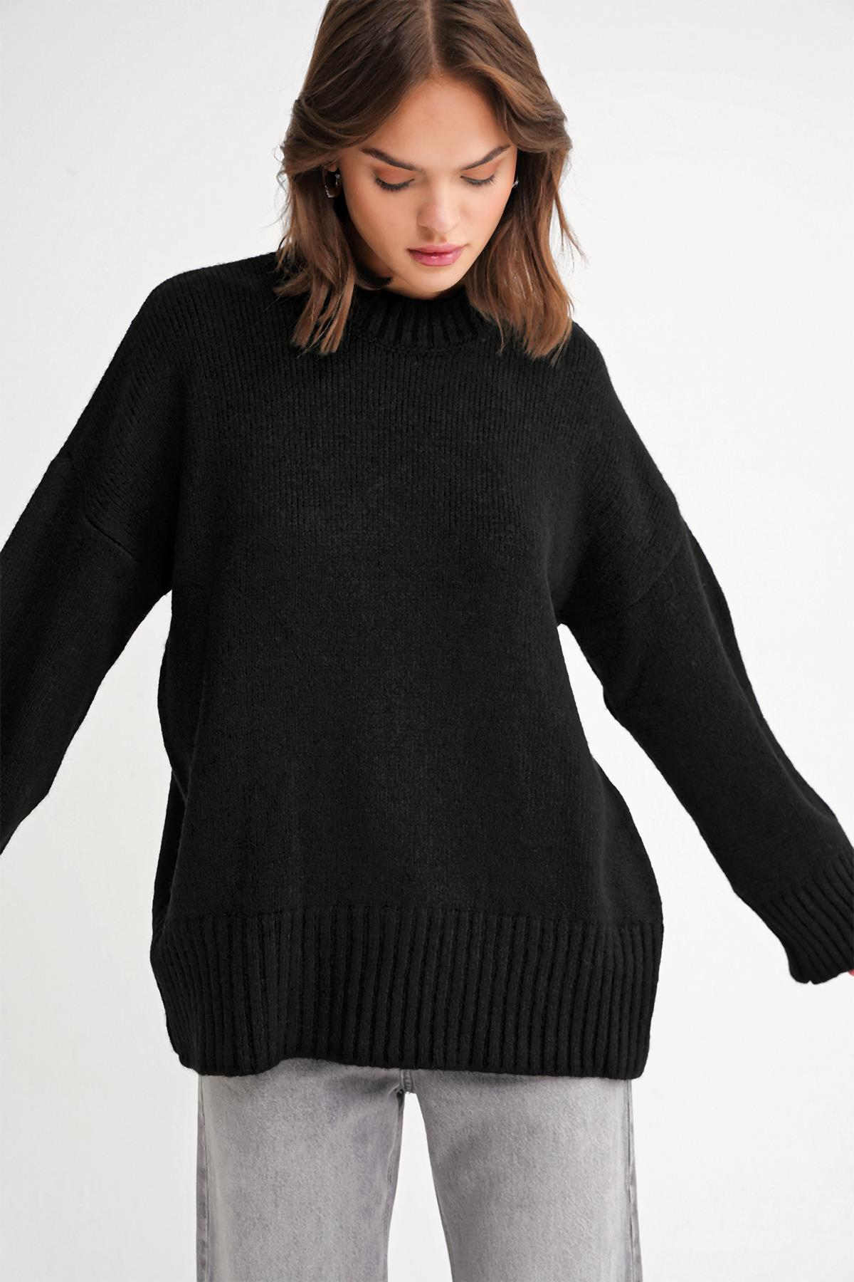 6925 Kadın Geniş Kollu Yumoş Dokulu Triko Kazak Siyah