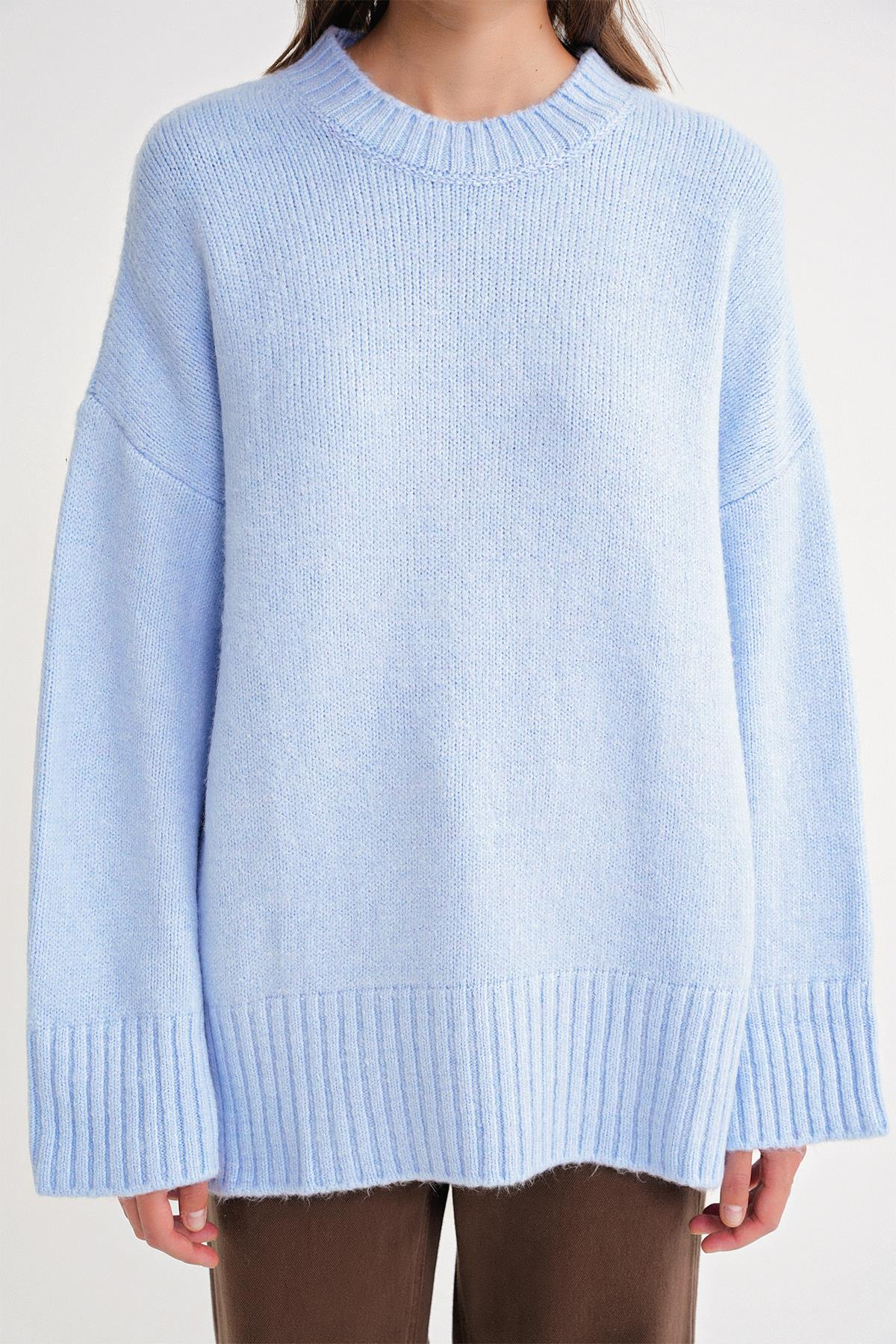 6925 Kadın Geniş Kollu Yumoş Dokulu Triko Kazak Bebe Mavi