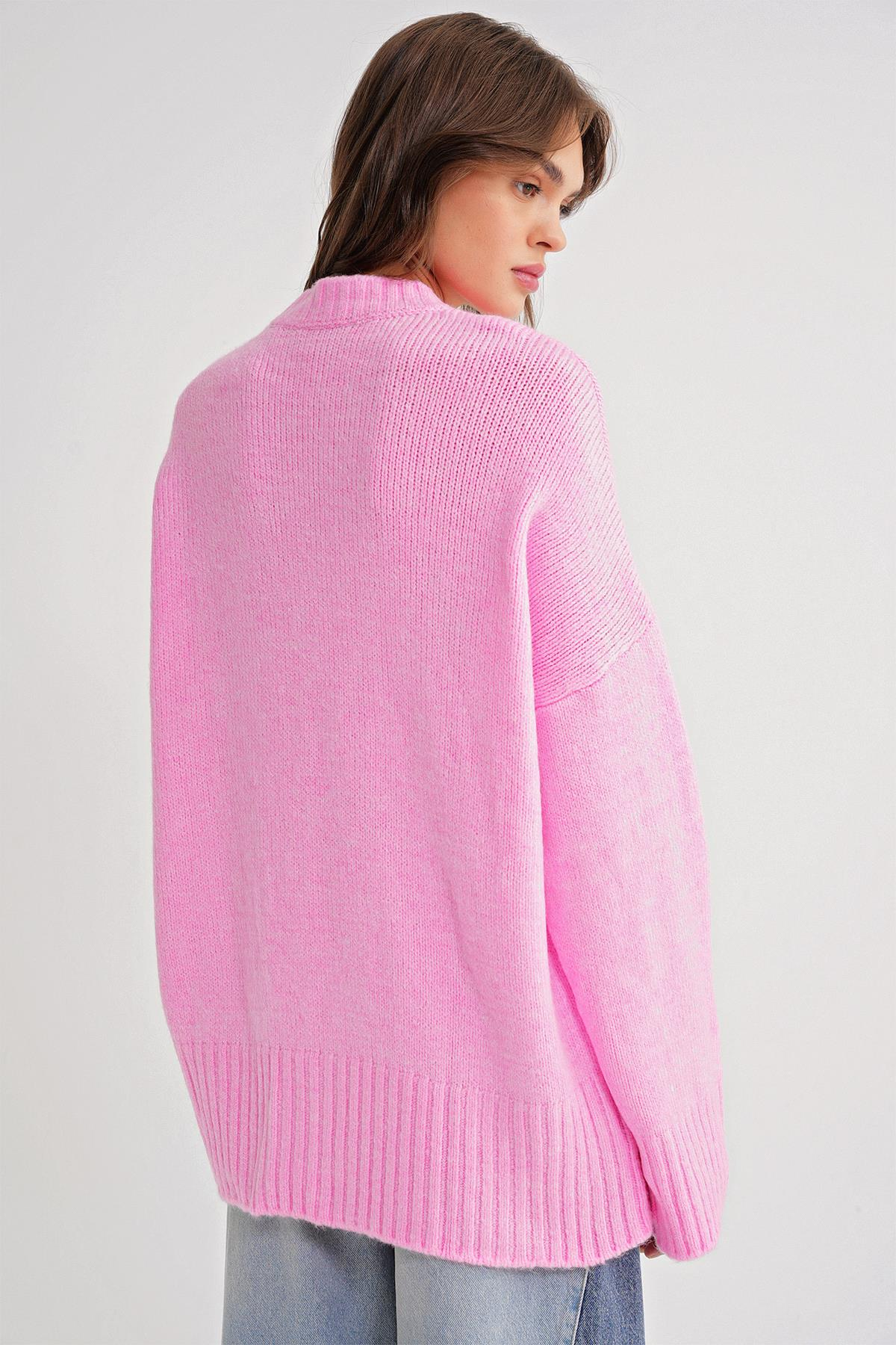 6925 Kadın Geniş Kollu Yumoş Dokulu Triko Kazak Pembe