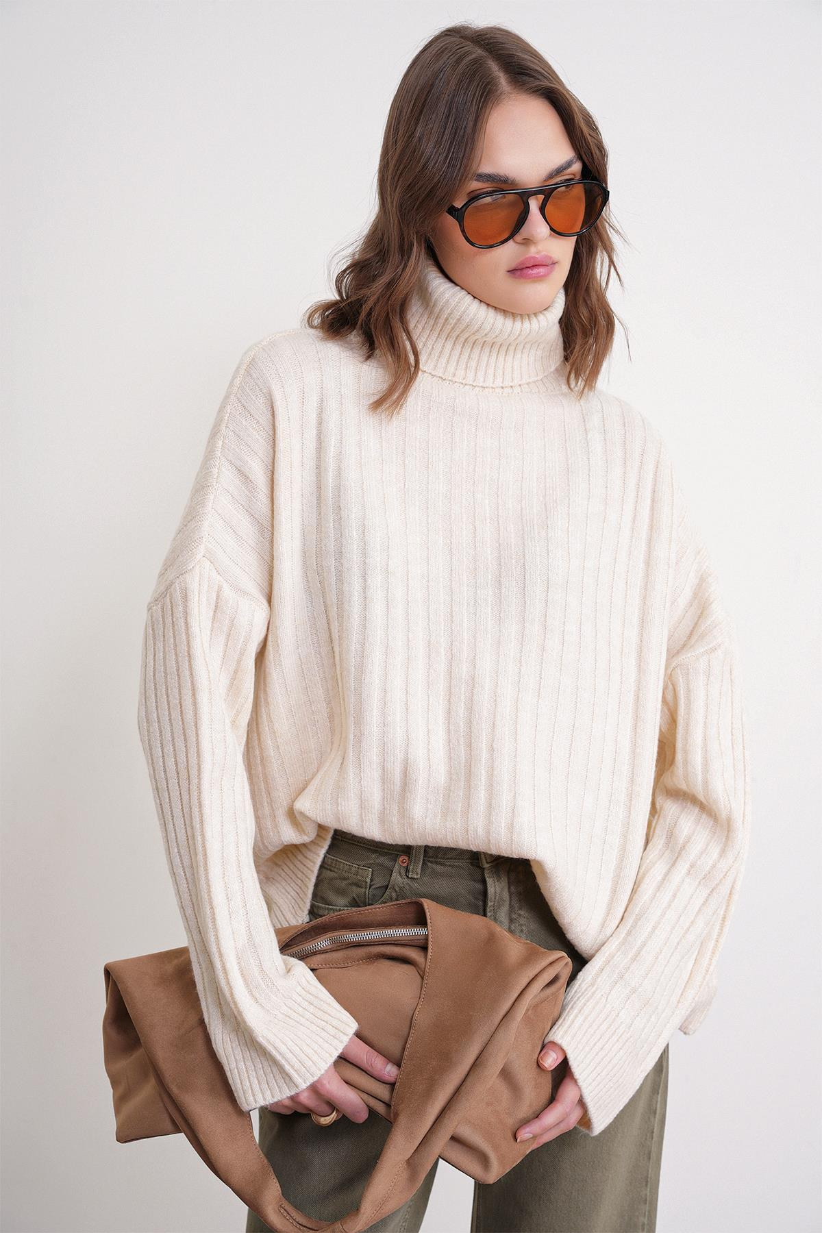 6928 Kadın Fitilli Balıkçı Yaka Triko Kazak Naturel