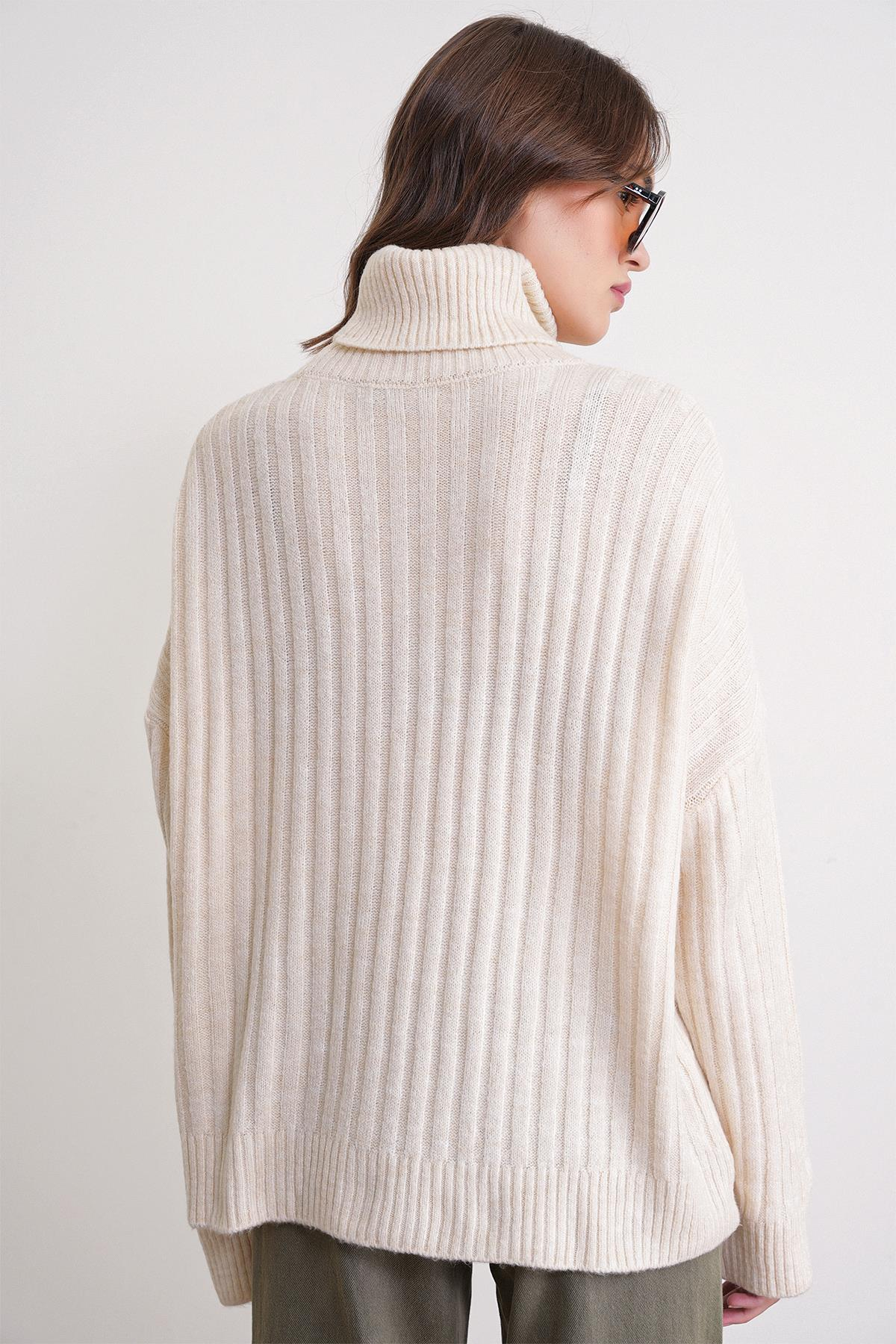 6928 Kadın Fitilli Balıkçı Yaka Triko Kazak Naturel