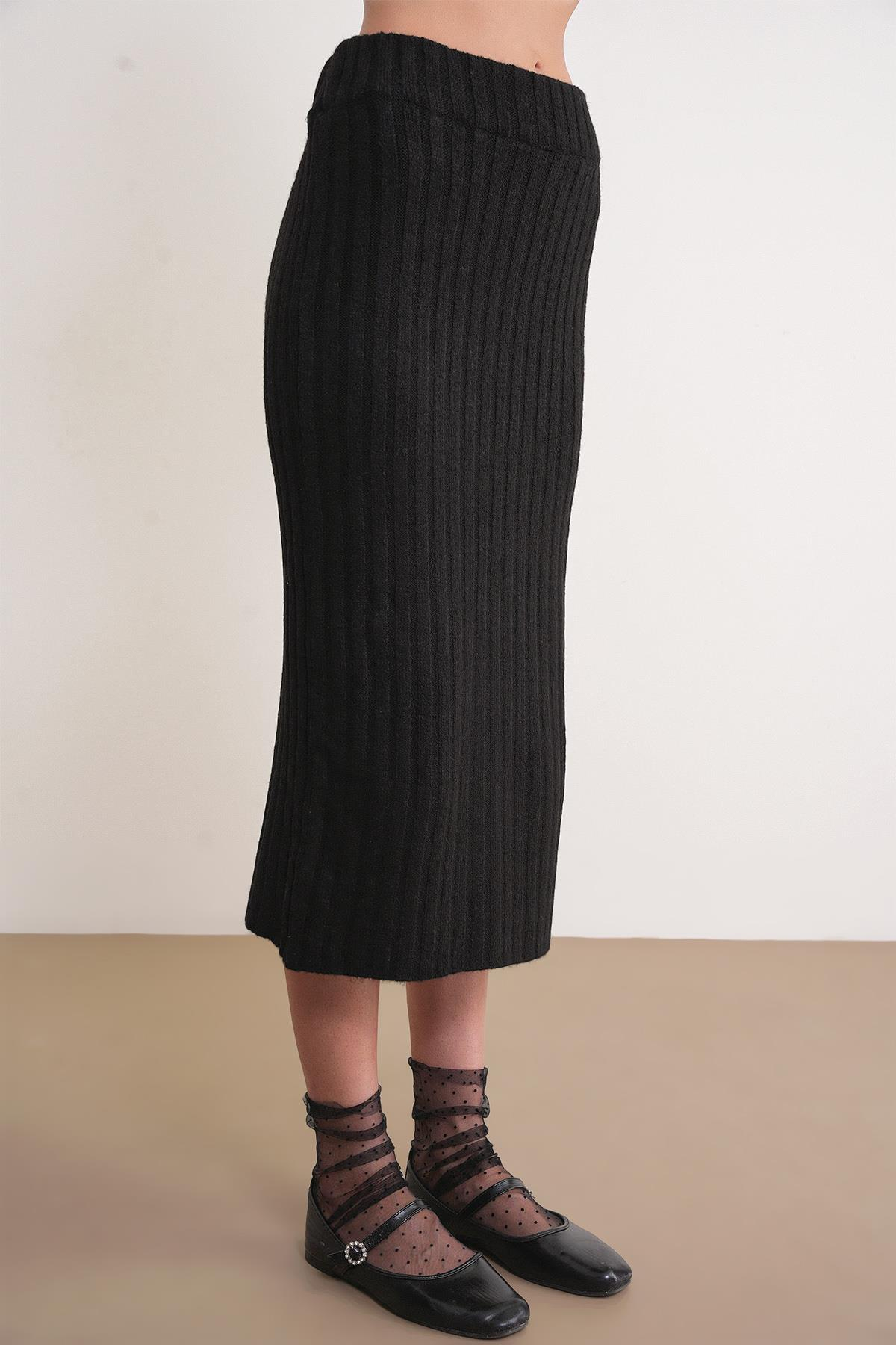 6929 Kadın Fitilli Triko Etek Siyah