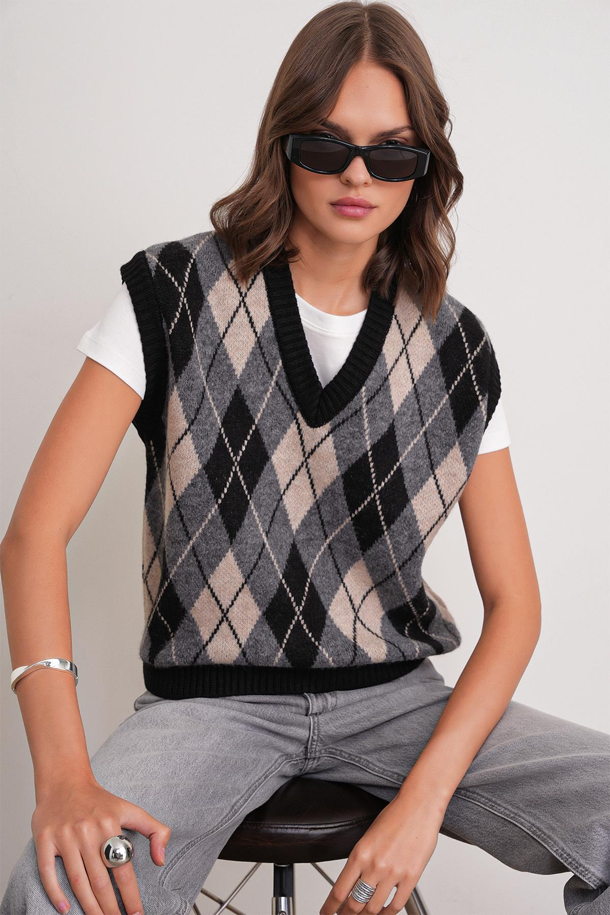 6930 Kadın Baklava Desenli Triko Süveter Siyah