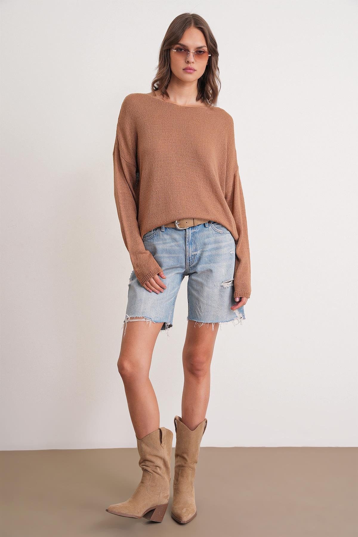 6933 Kadın Kayık Yaka İnce Mevsimlik Triko Kazak Camel