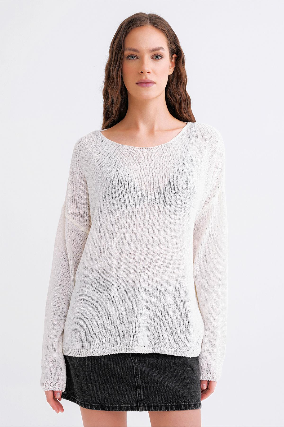 6933 Kadın Kayık Yaka İnce Mevsimlik Triko Kazak Beyaz