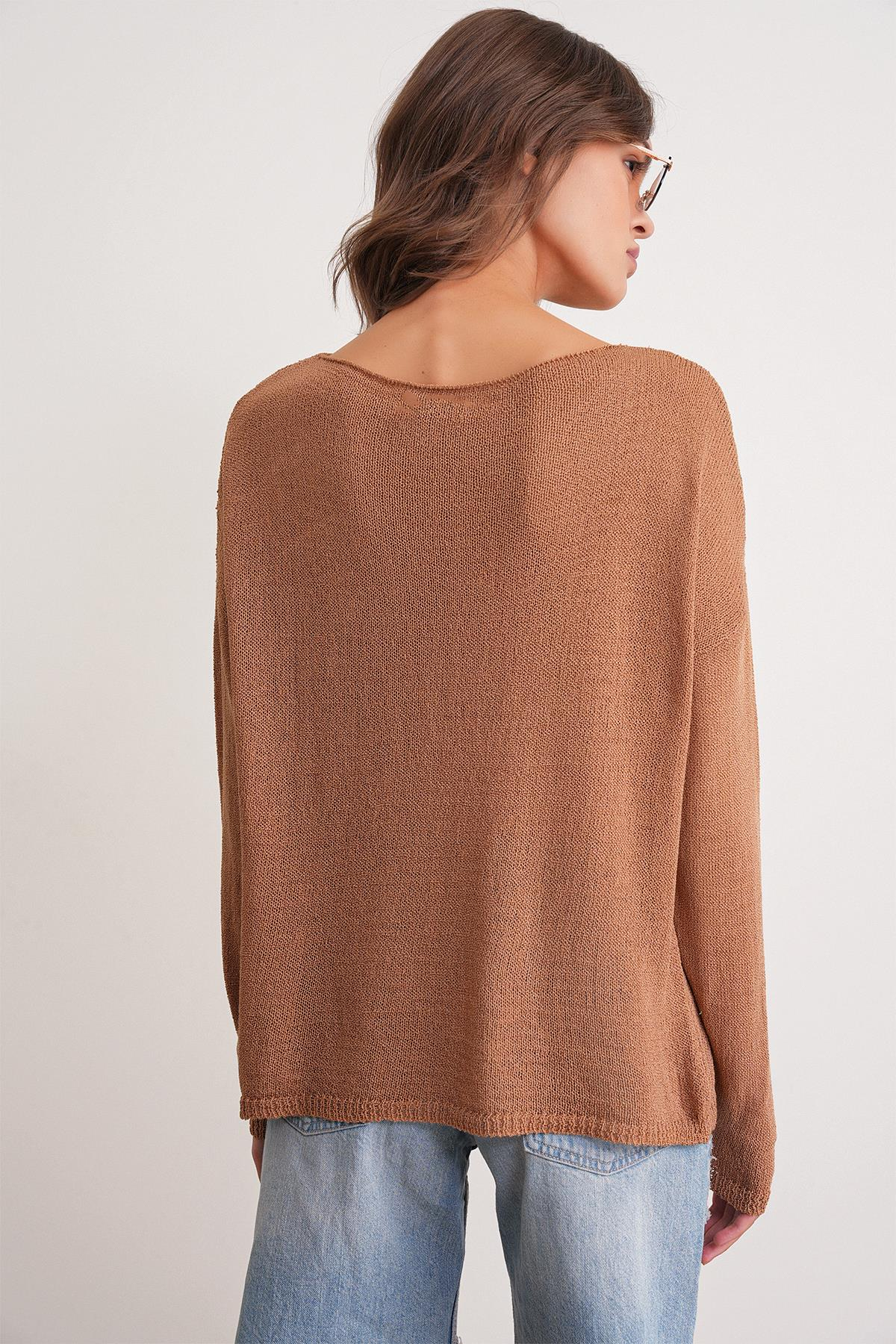 6933 Kadın Kayık Yaka İnce Mevsimlik Triko Kazak Camel