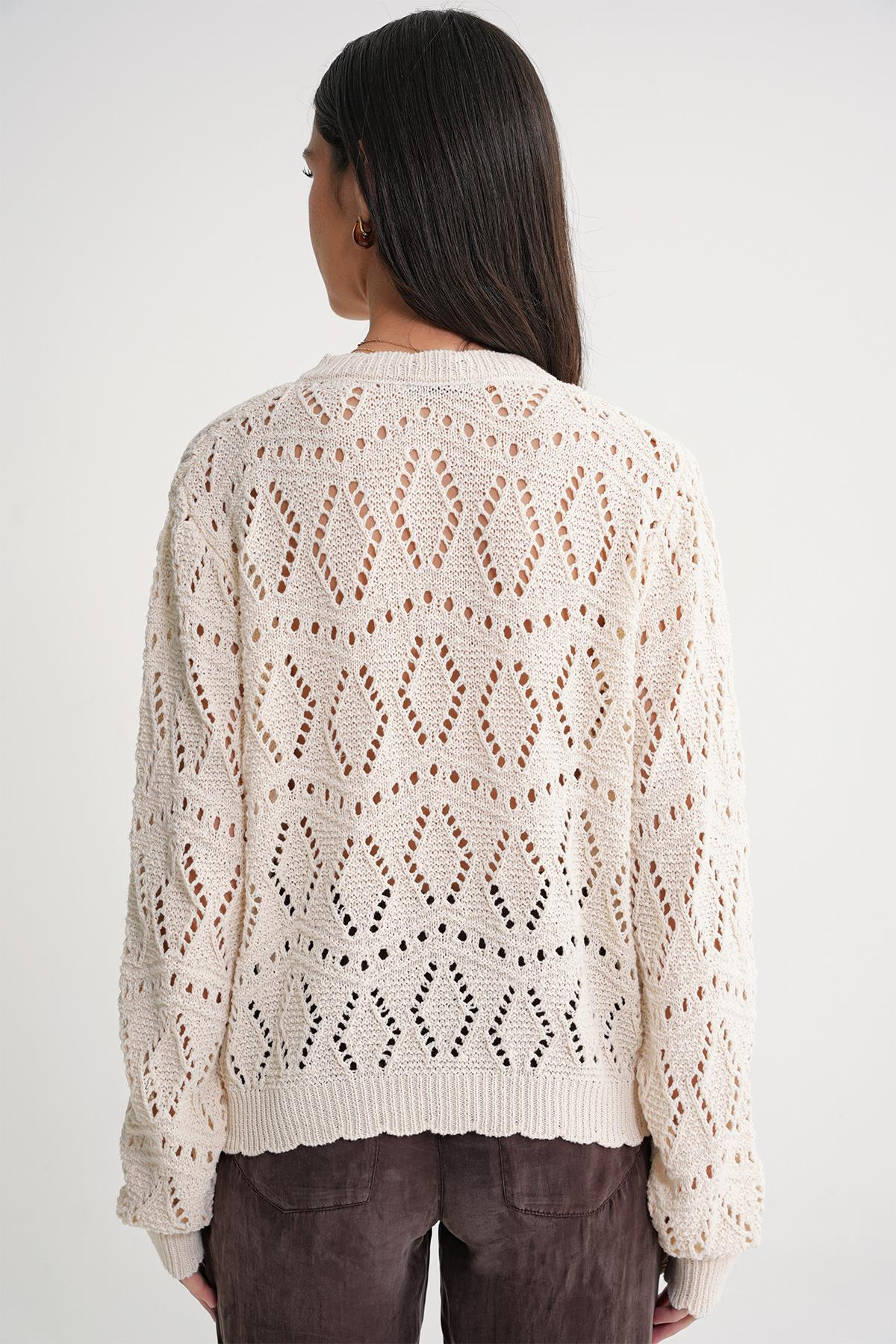 6934 Kadın Baklava Desenli Mevsimlik Ajurlu Hırka Naturel