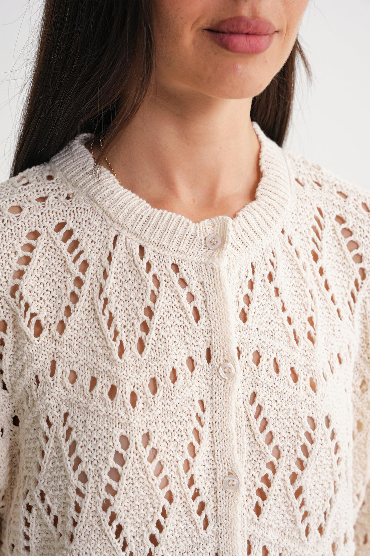 6934 Kadın Baklava Desenli Mevsimlik Ajurlu Hırka Naturel